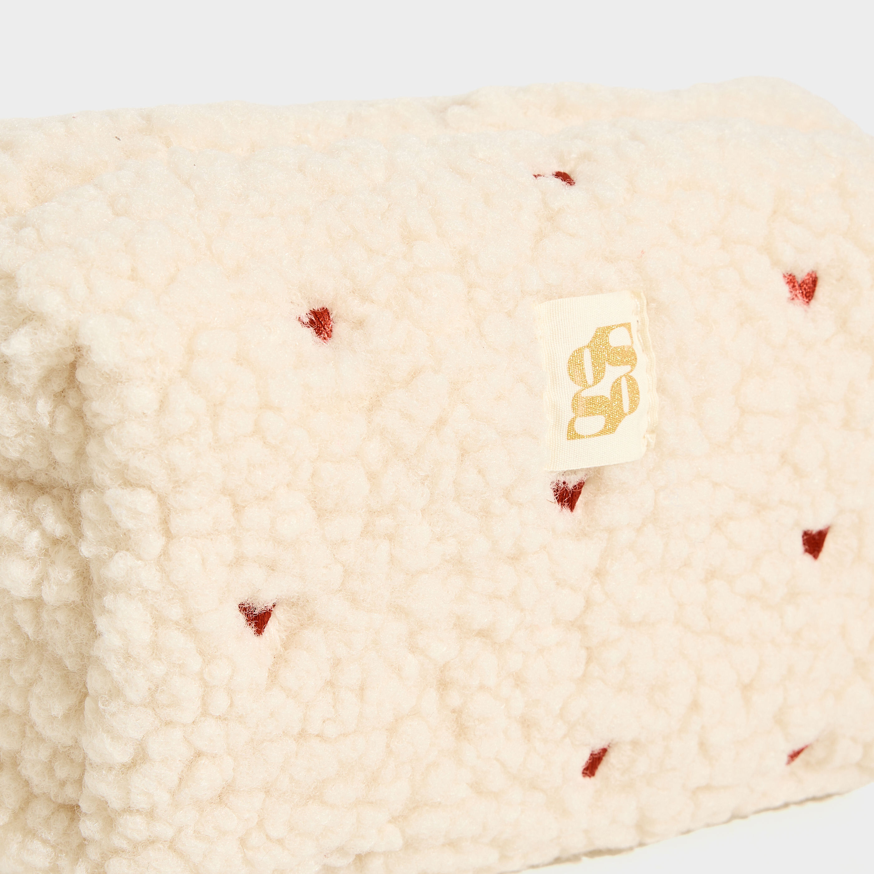 Trousse moumoute motifs c&oelig;urs femme