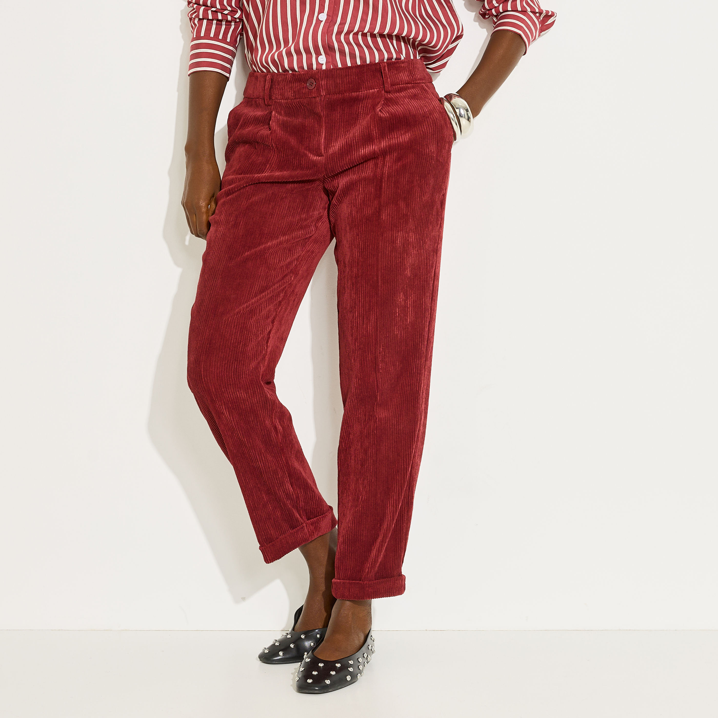 Pantalon chino velours &agrave; revers femme