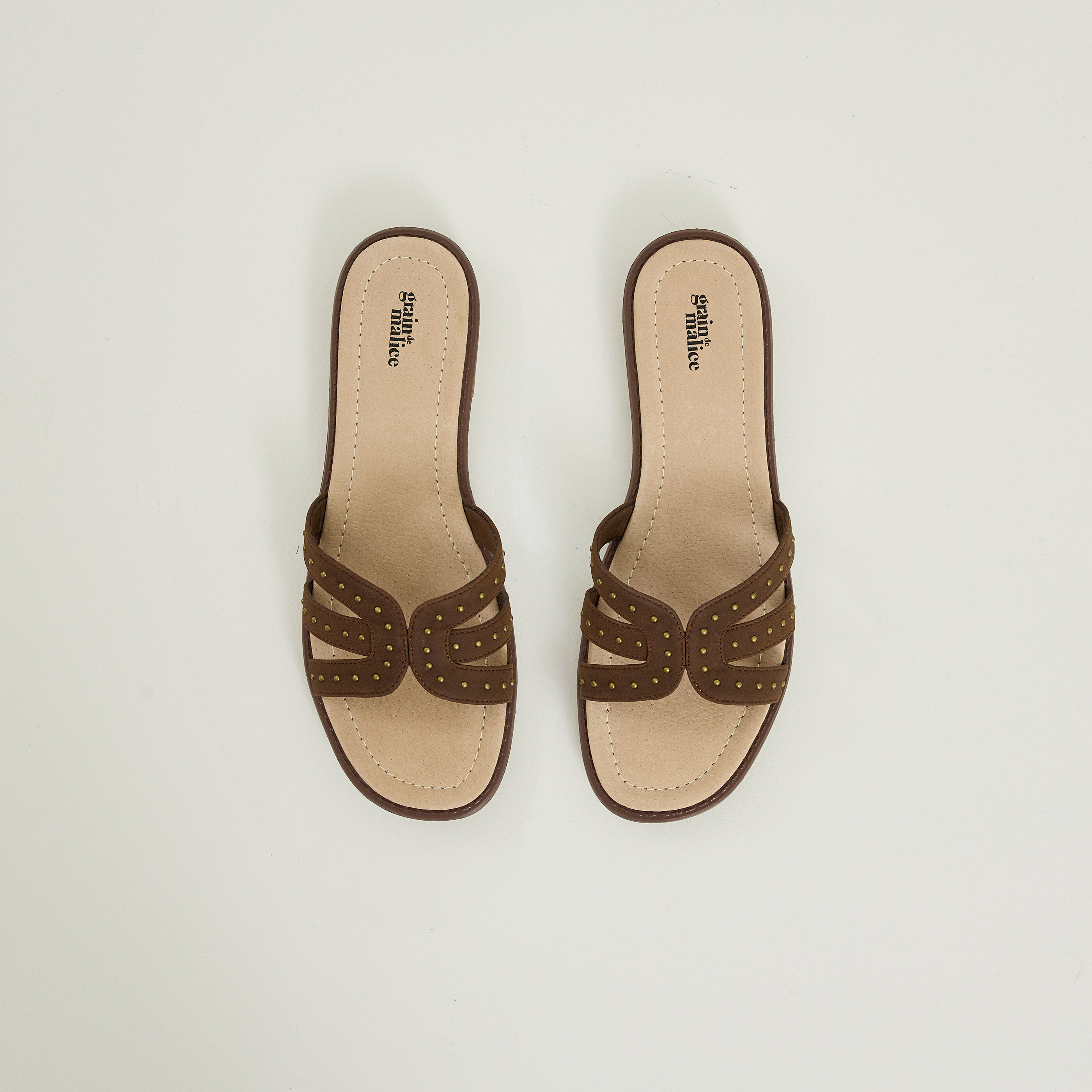 Mules plates avec clous femme