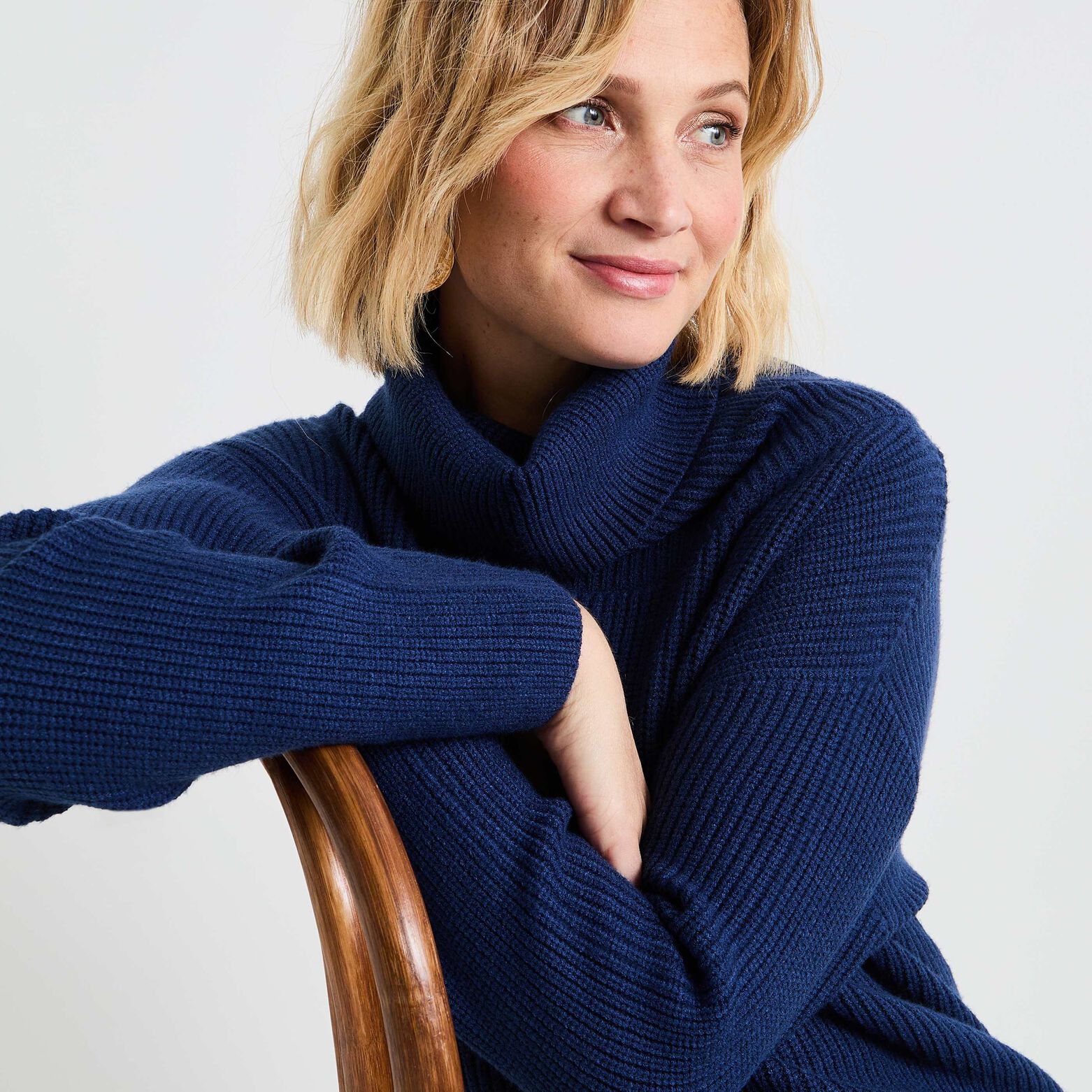 Pull col roulé femme