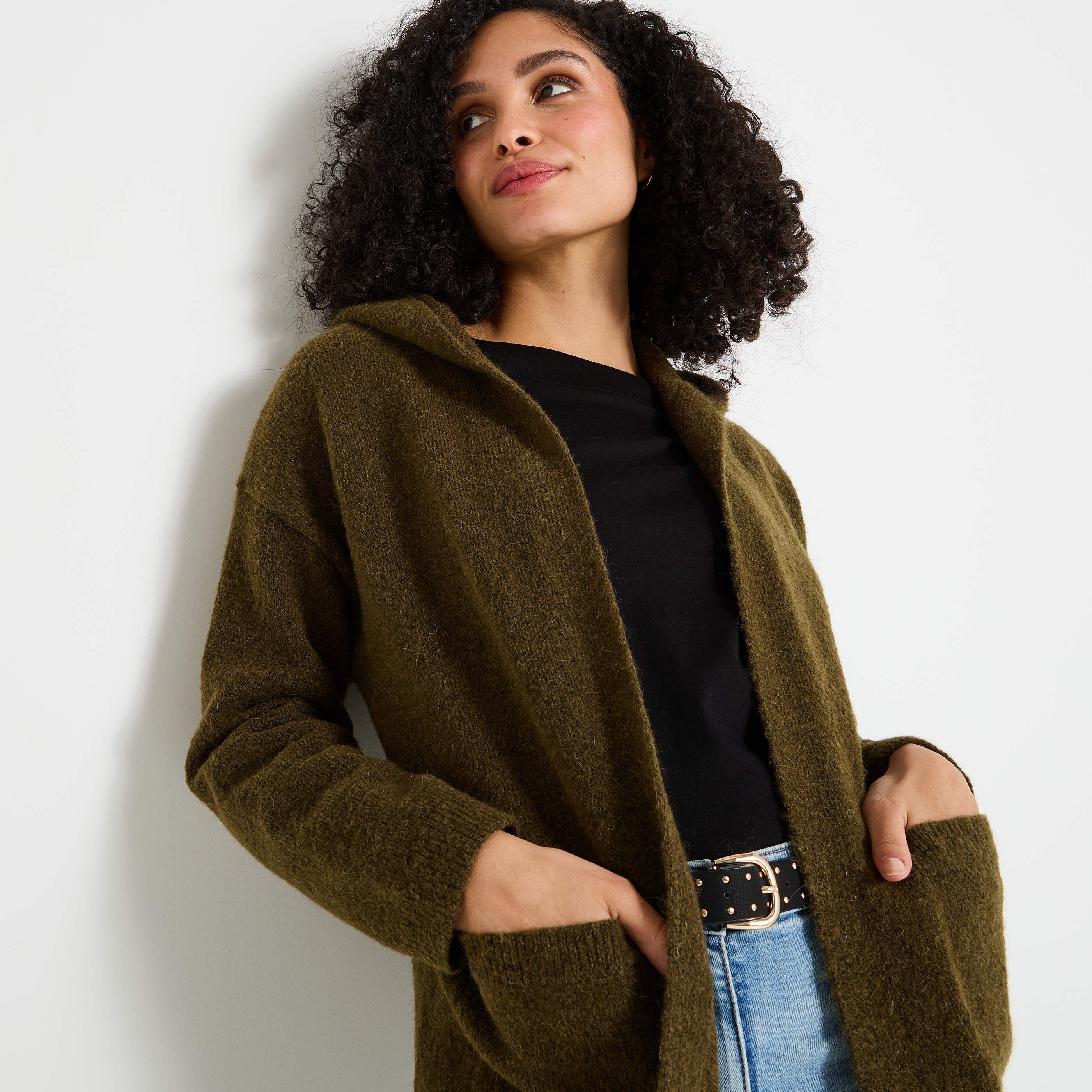 Gilet mi-long &agrave; capuche femme