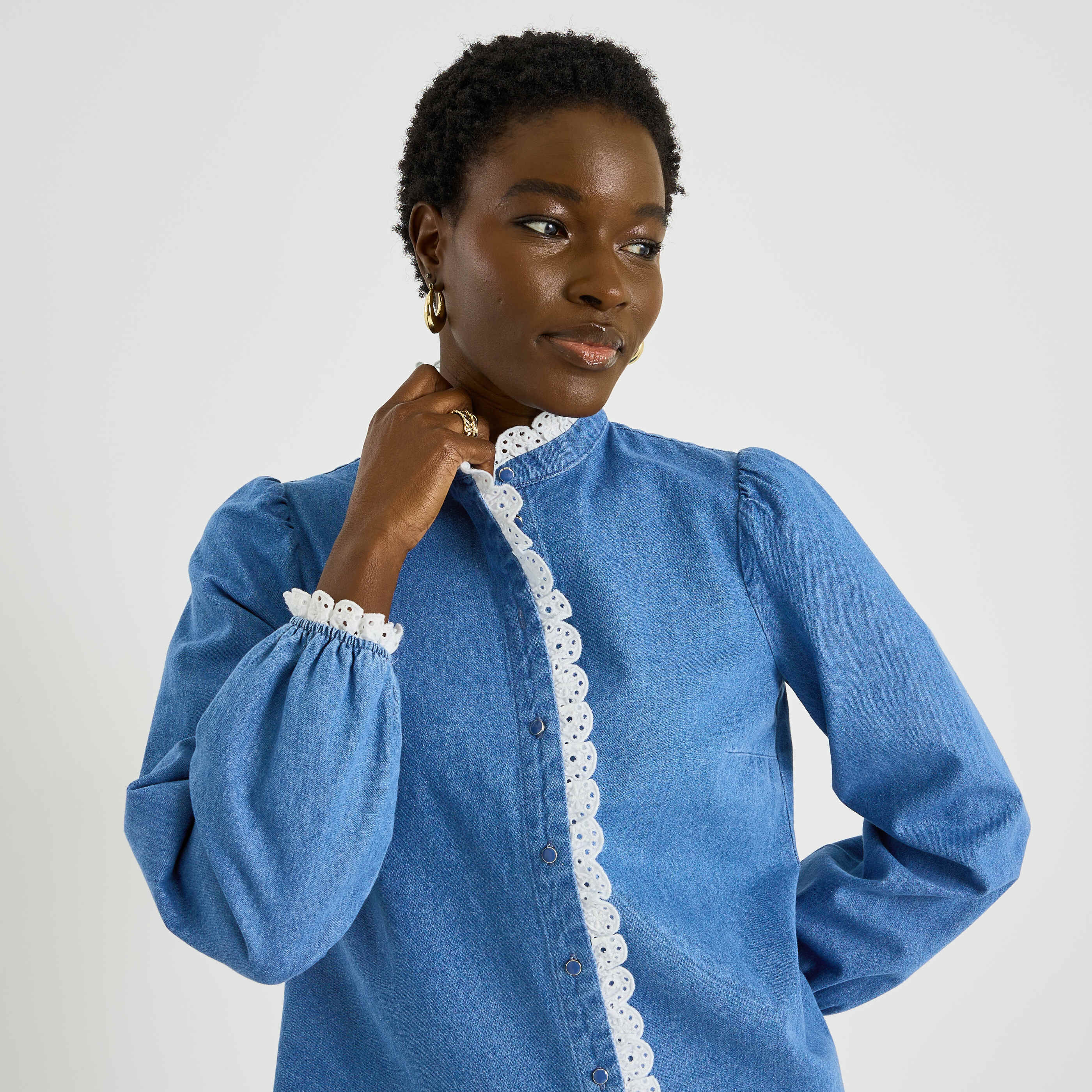 Chemise en denim et volants femme