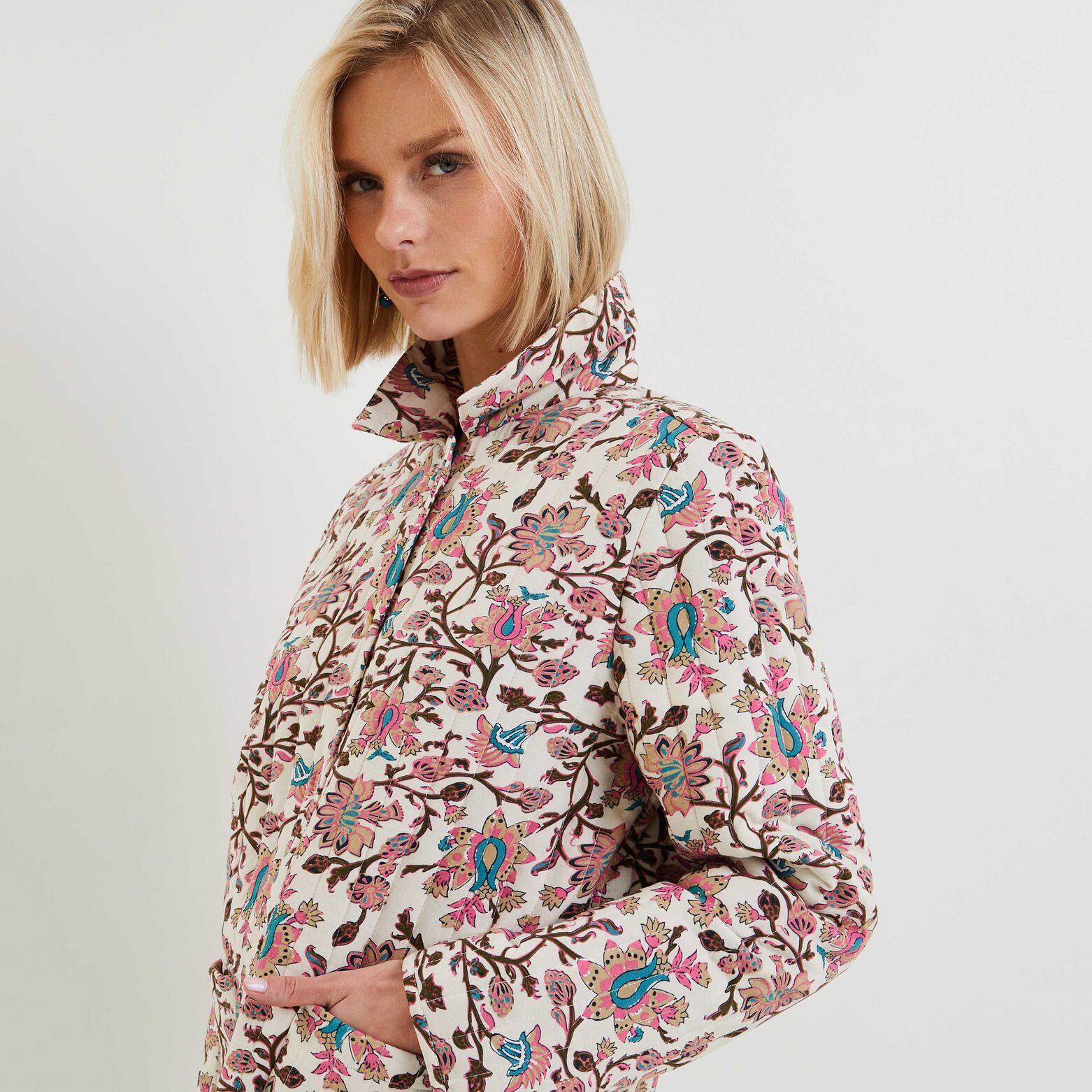 Veste matelassée boutonnée femme