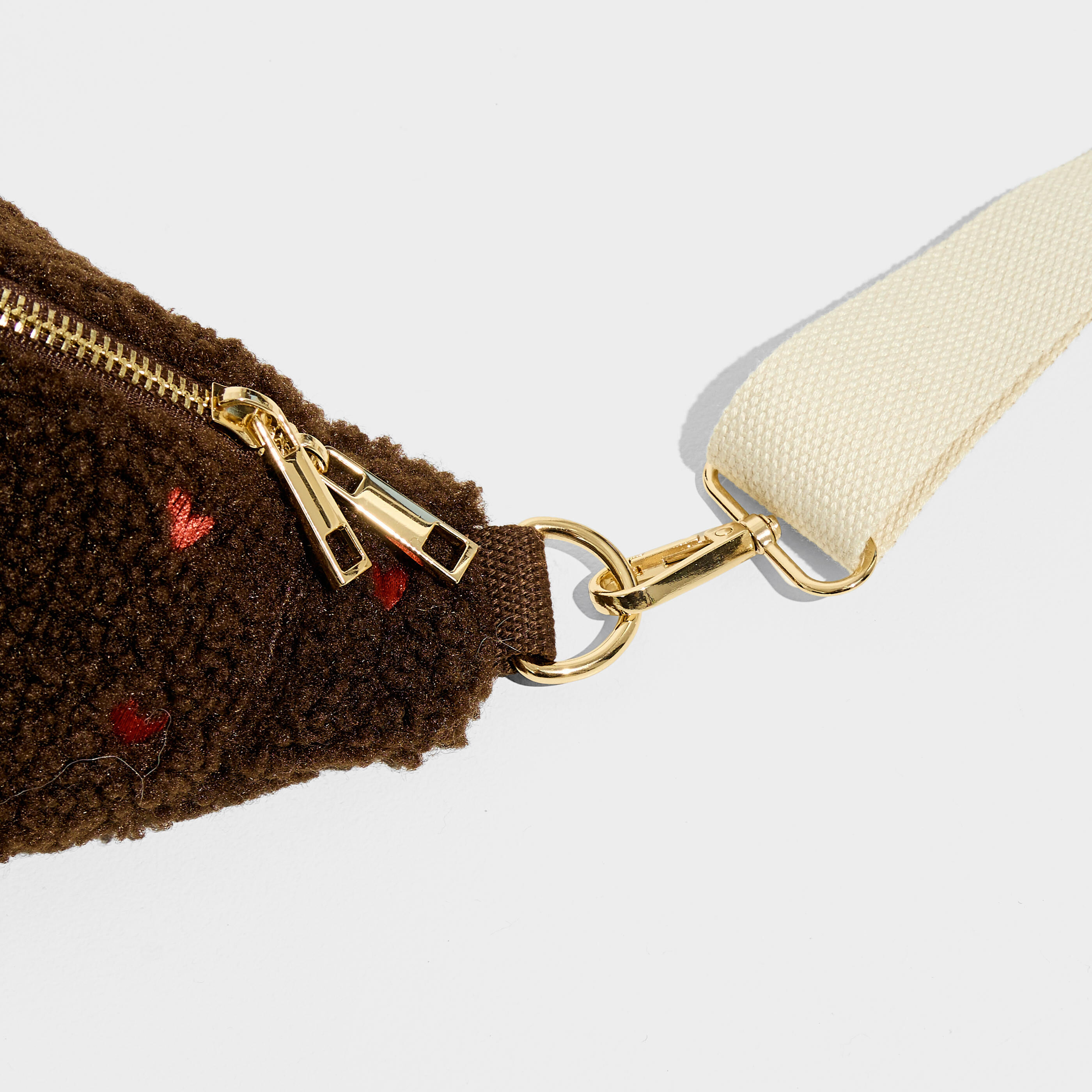 Sac banane moumoute c&oelig;ur femme