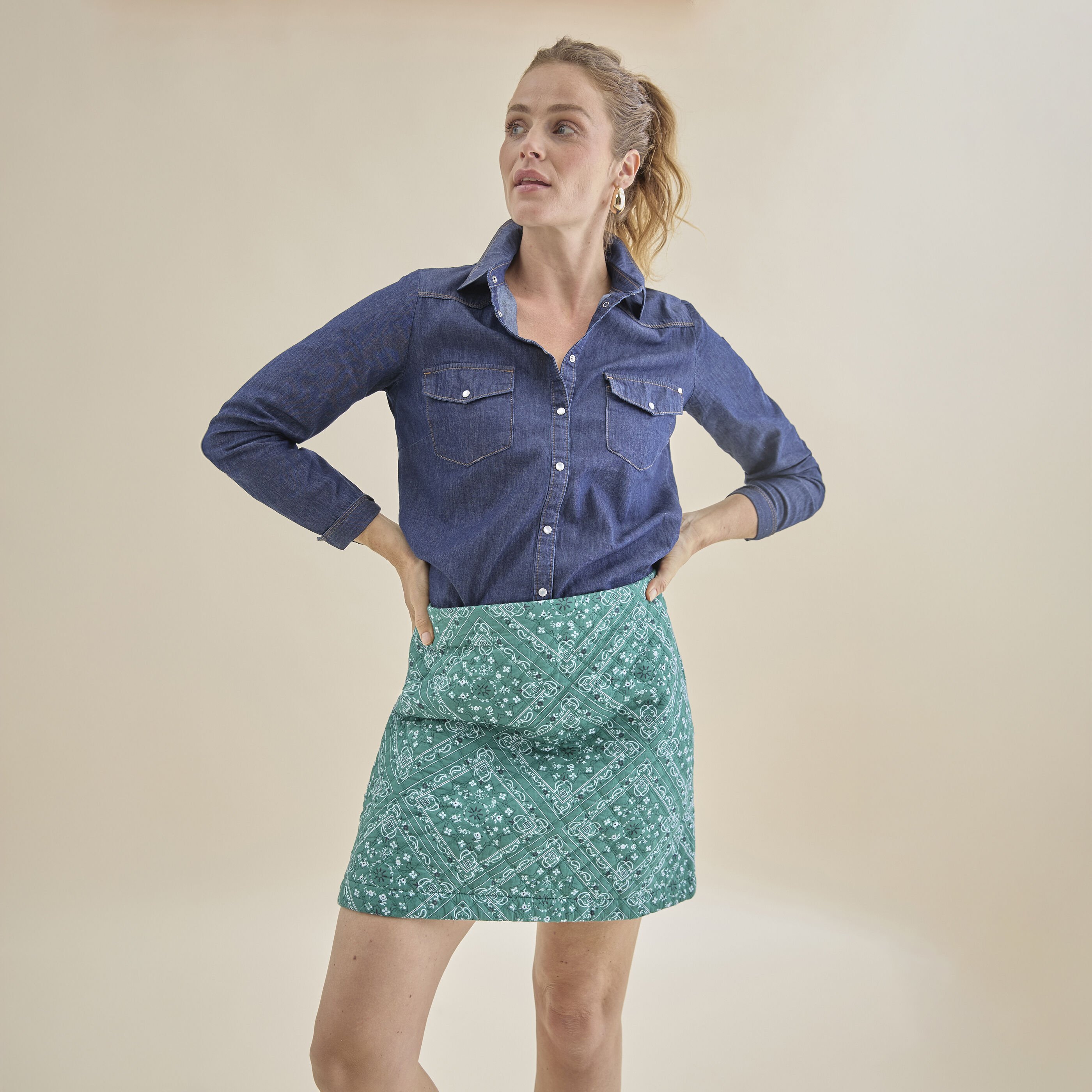 Jupe courte matelass&eacute;e