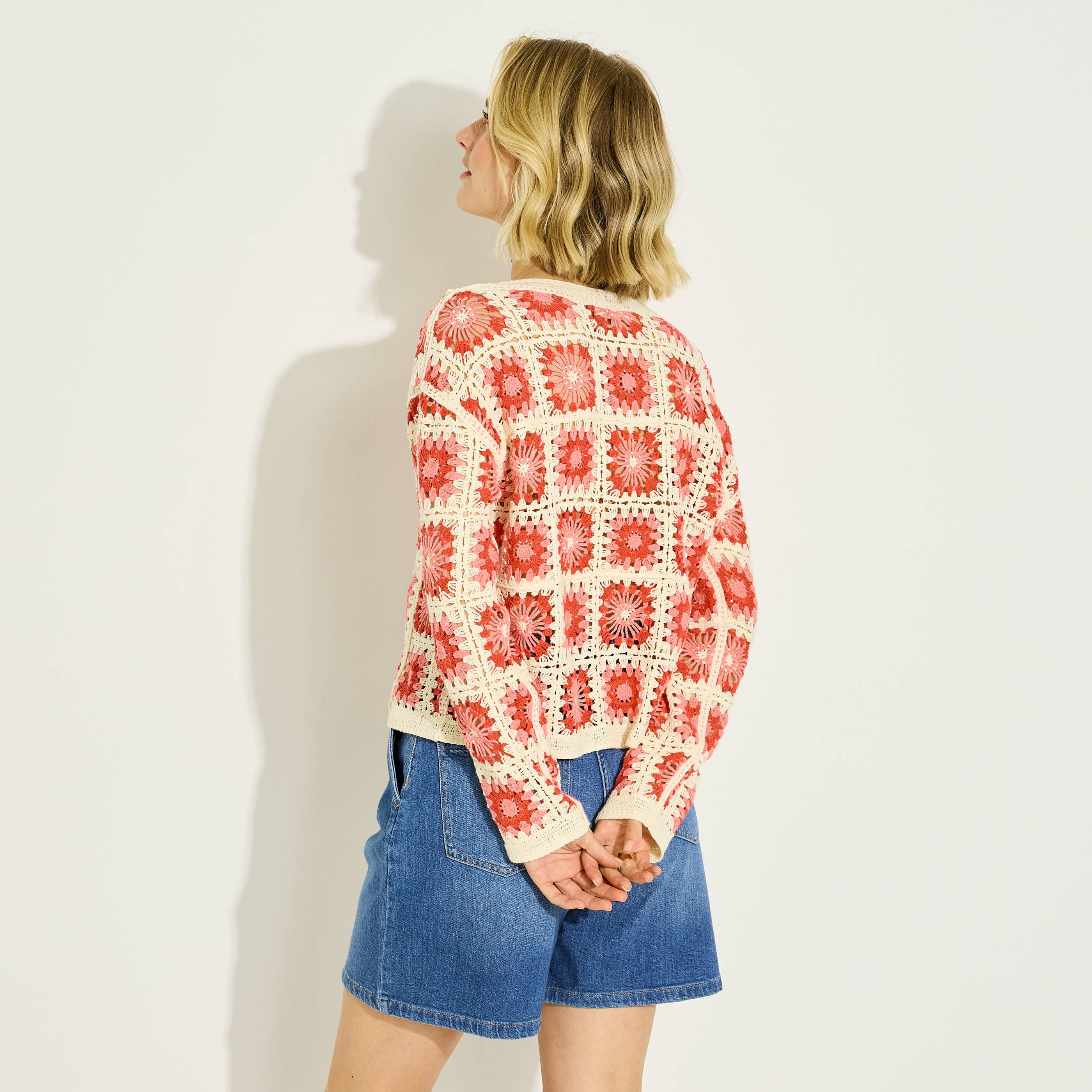 Gilet col V en crochet femme