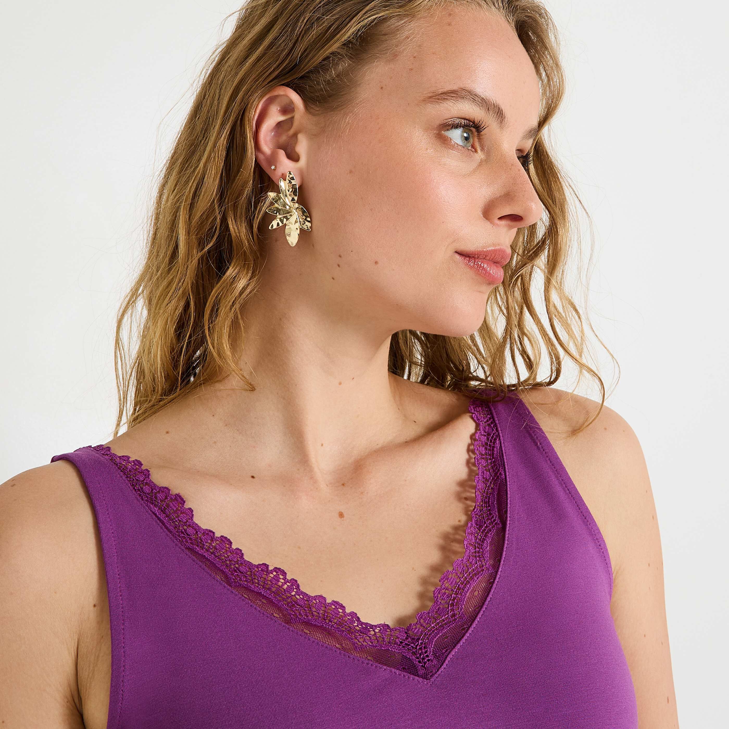 D&eacute;bardeur col V femme