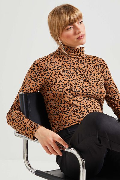 Tshirt col roulé imprimé femme