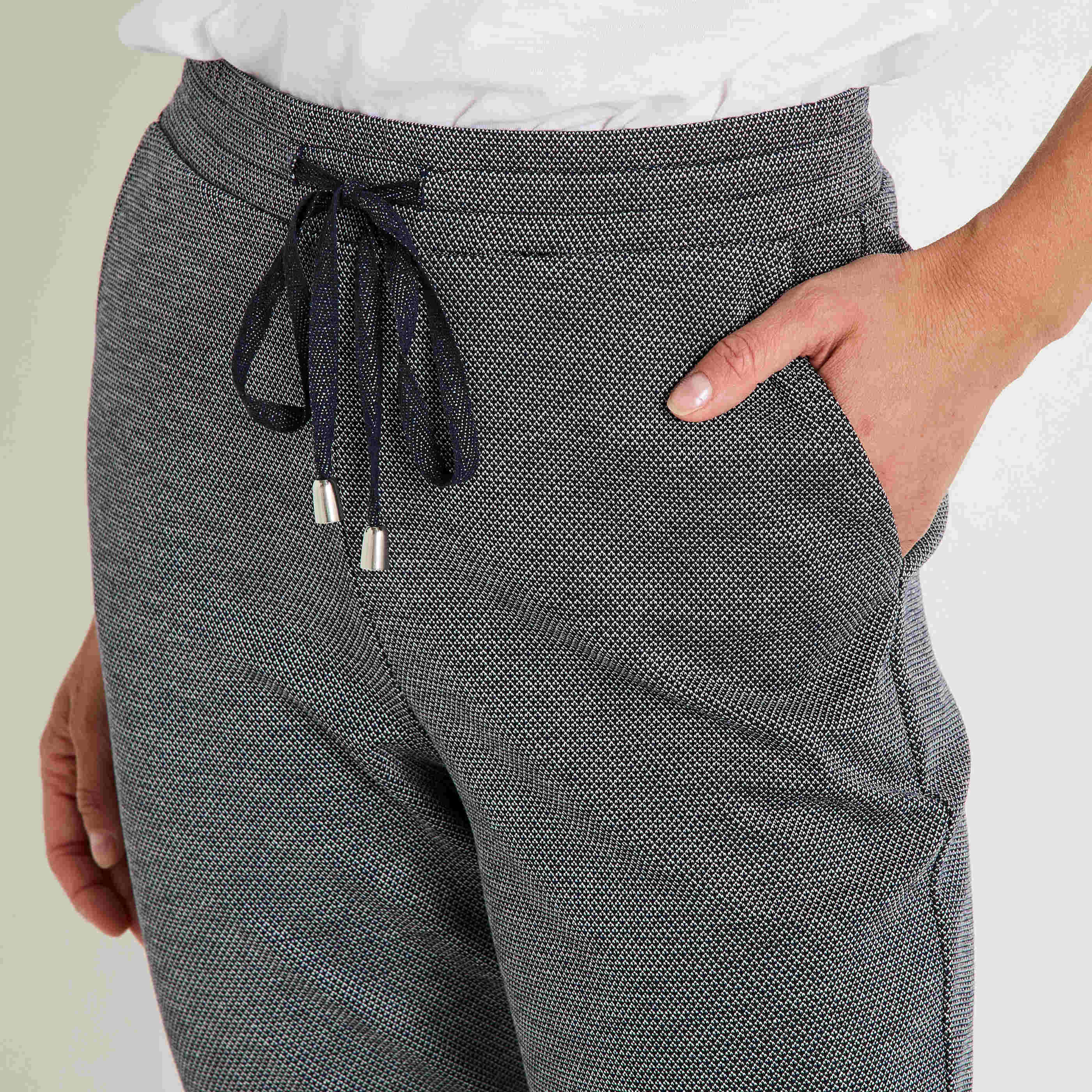 Pantalon cigarette en maille femme