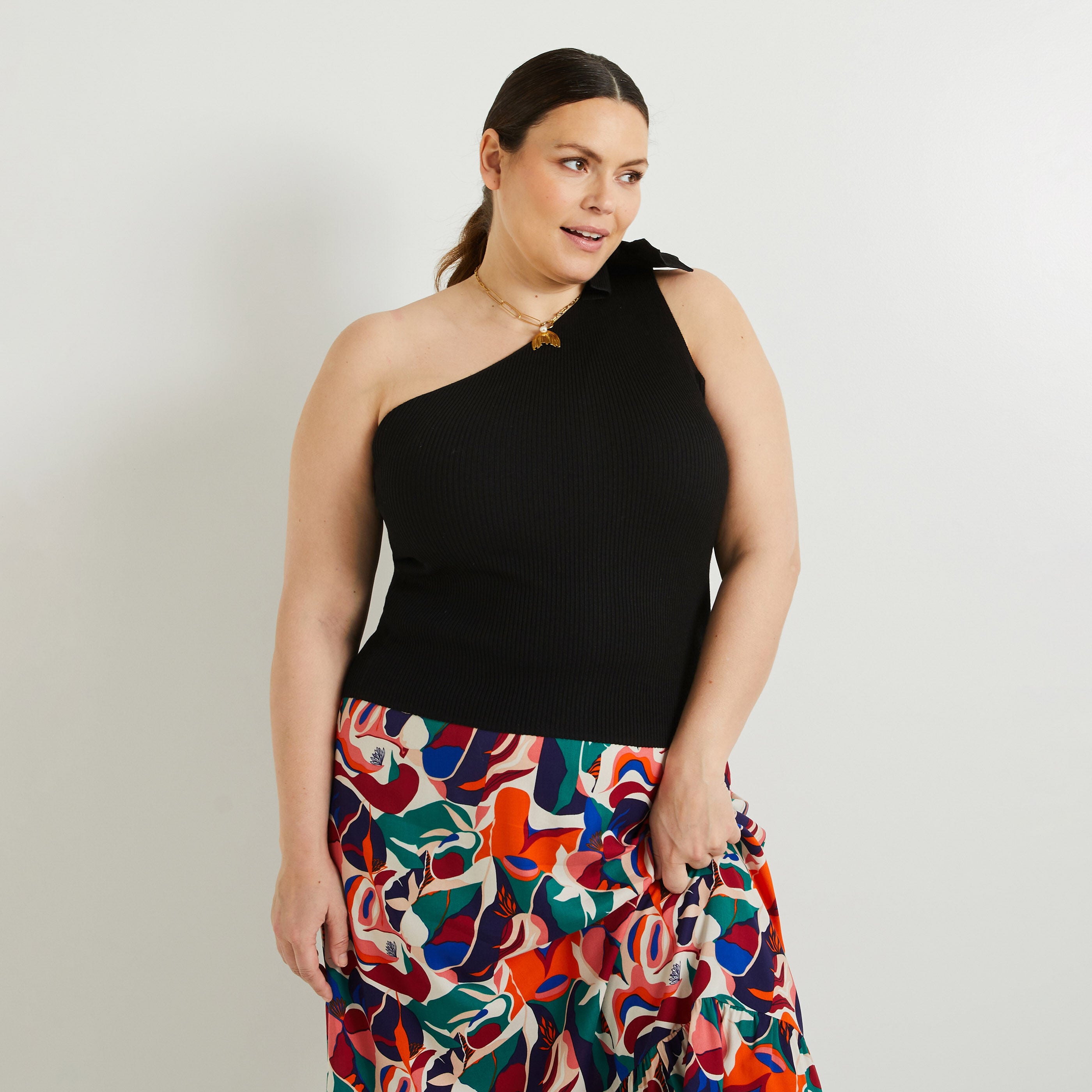 D&eacute;bardeur asym&eacute;trique femme