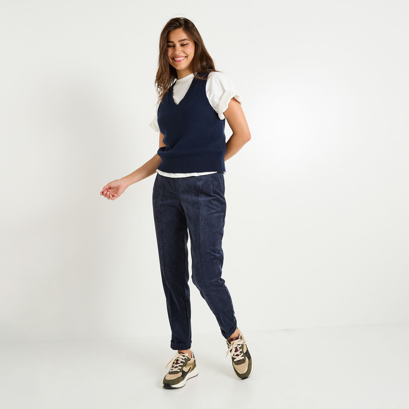 Pantalon tall en velours à revers femme