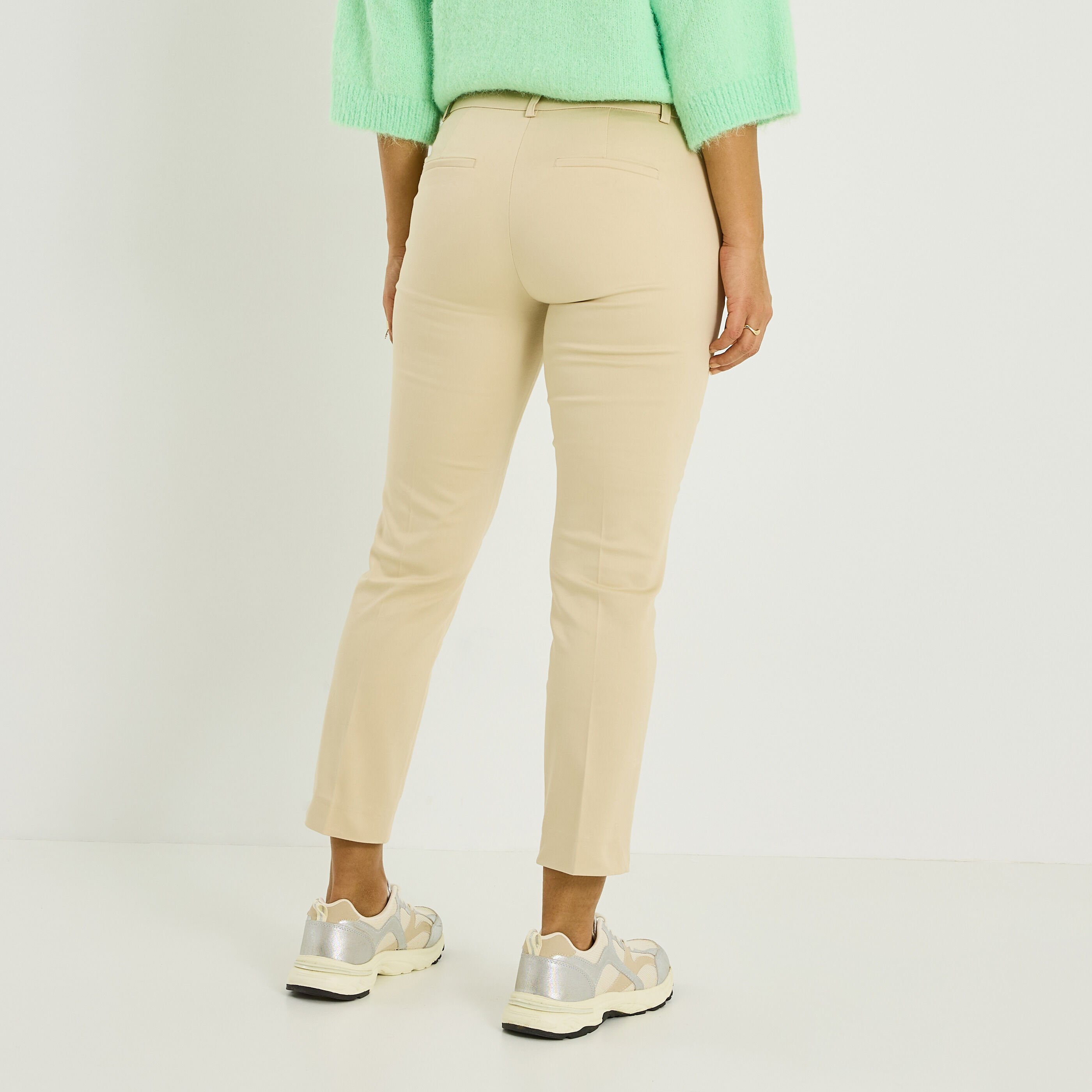 Pantalon cigarette raccourci femme