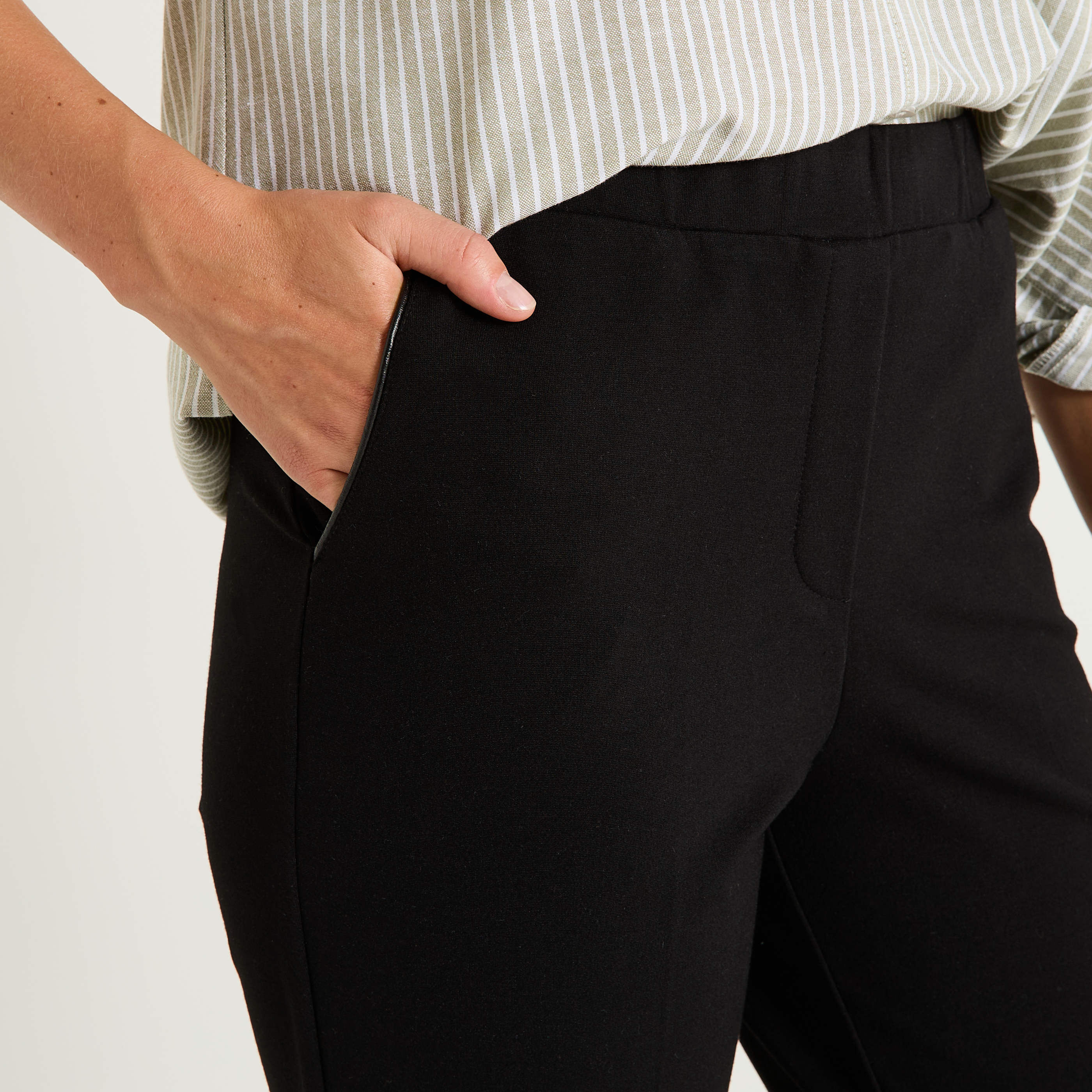 Pantalon cigarette en maille femme