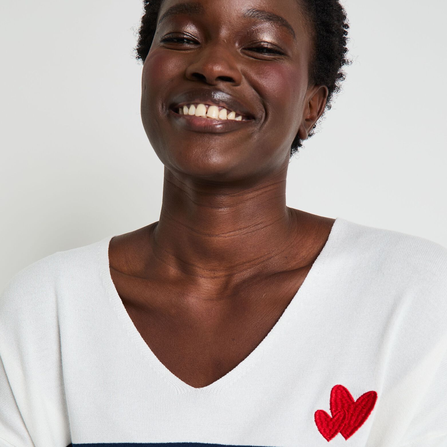 Pull col V femme