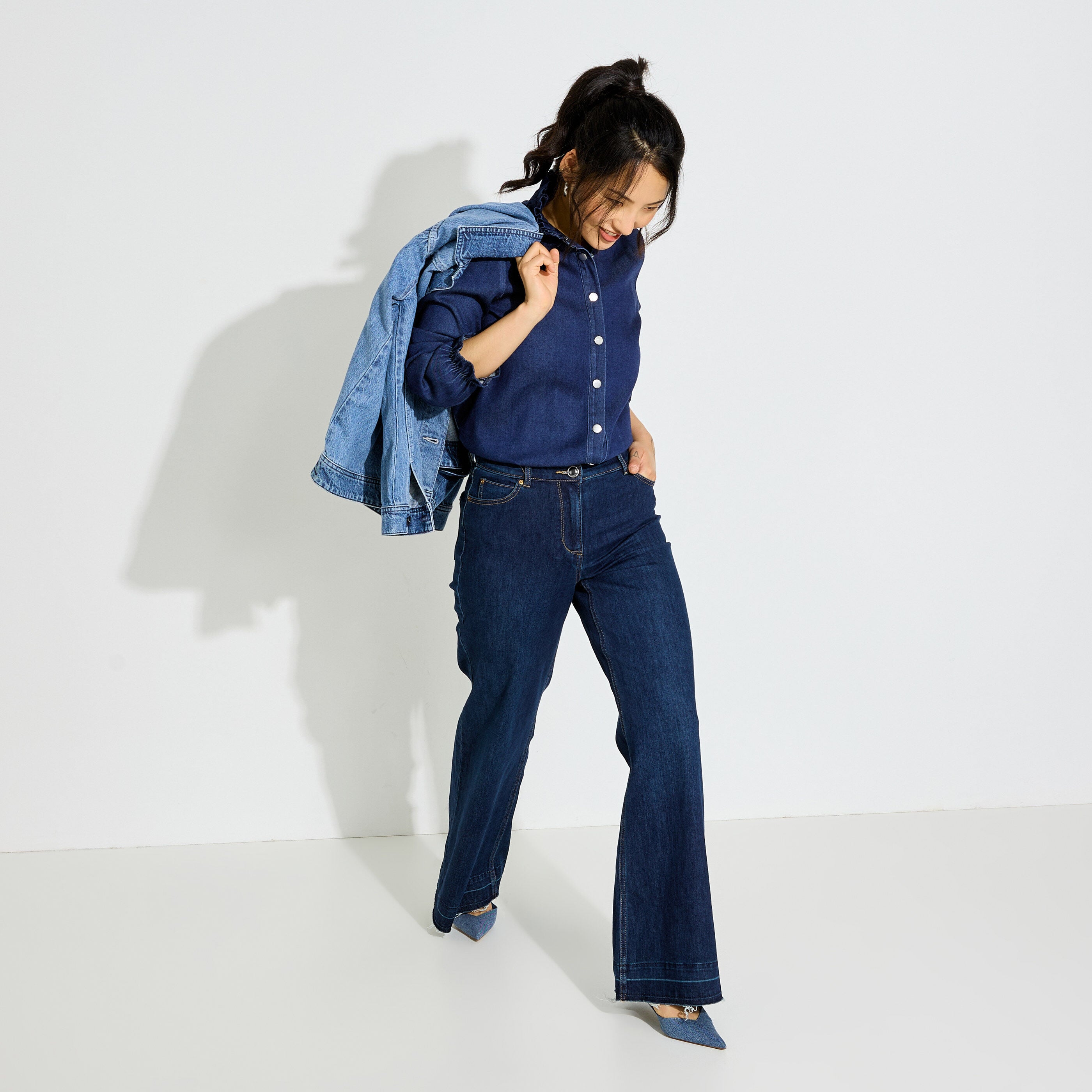 Chemise denim col montant femme