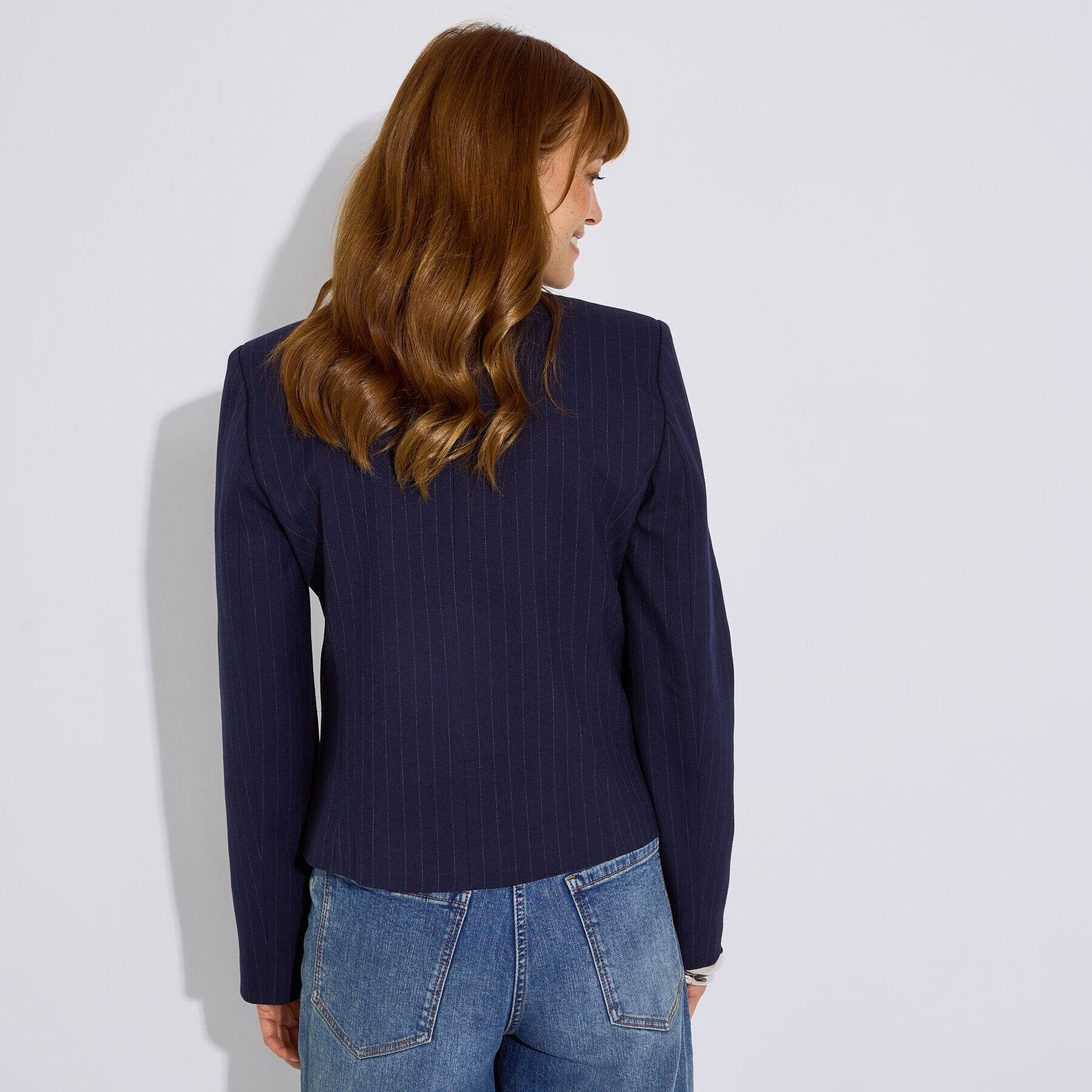 Veste courte ray&eacute;e &agrave; col officier femme