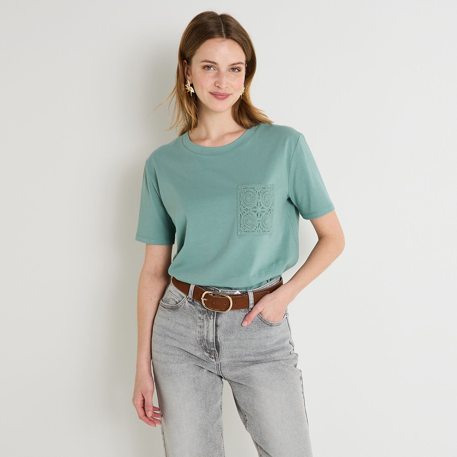 T-shirt poche crochet femme
