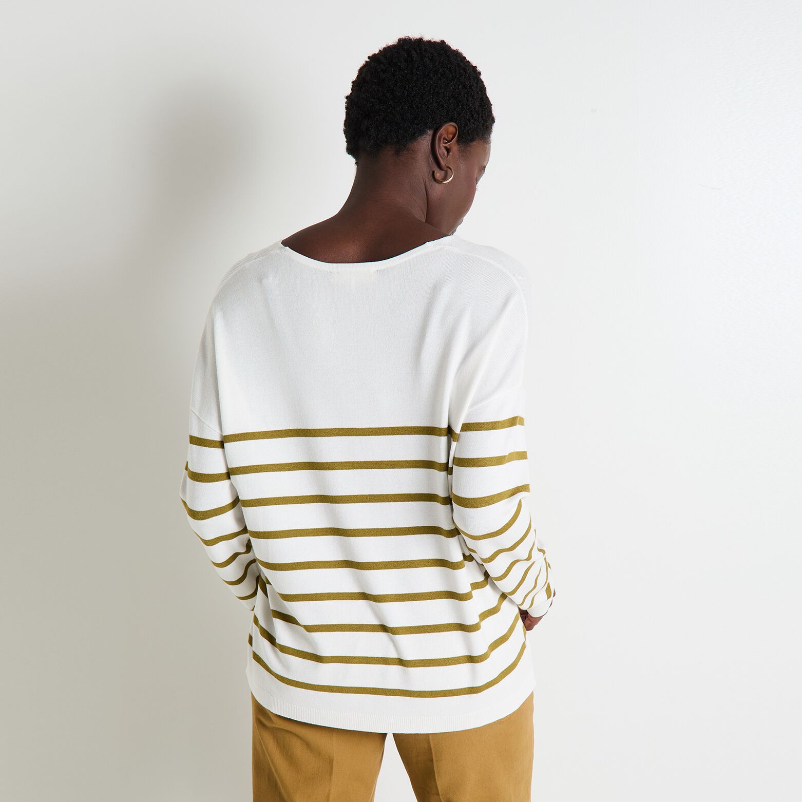 Pull col V femme