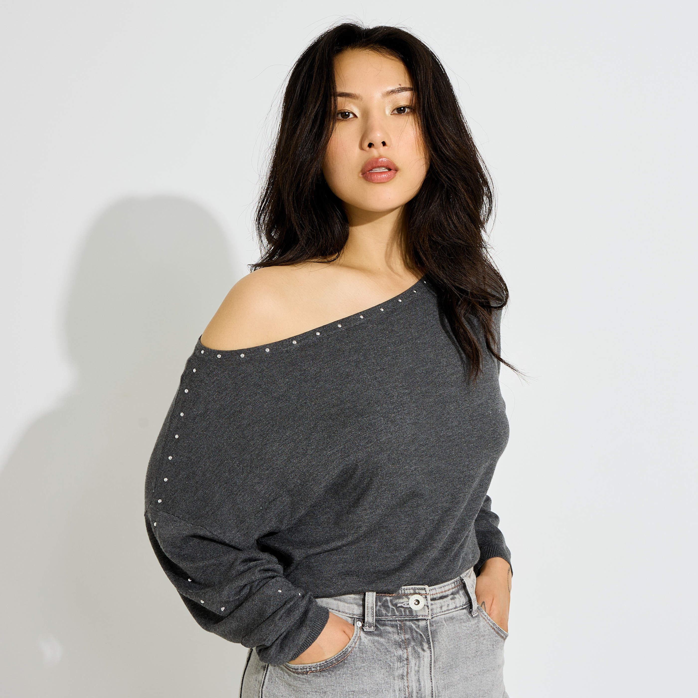 Pull fin col bateau &agrave; strass femme