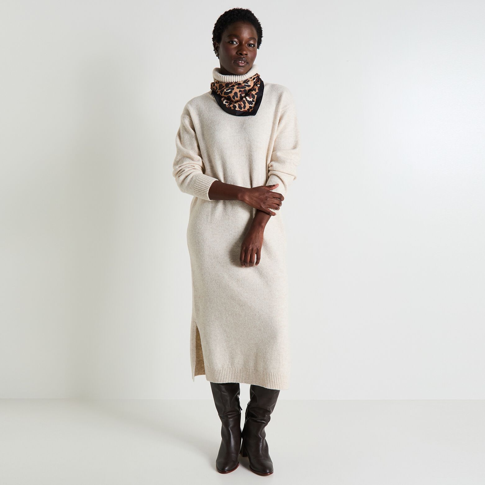 Robe pull col roulé femme