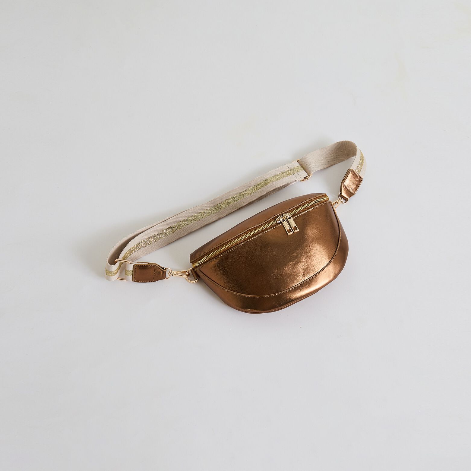 Sac banane croûte de cuir femme