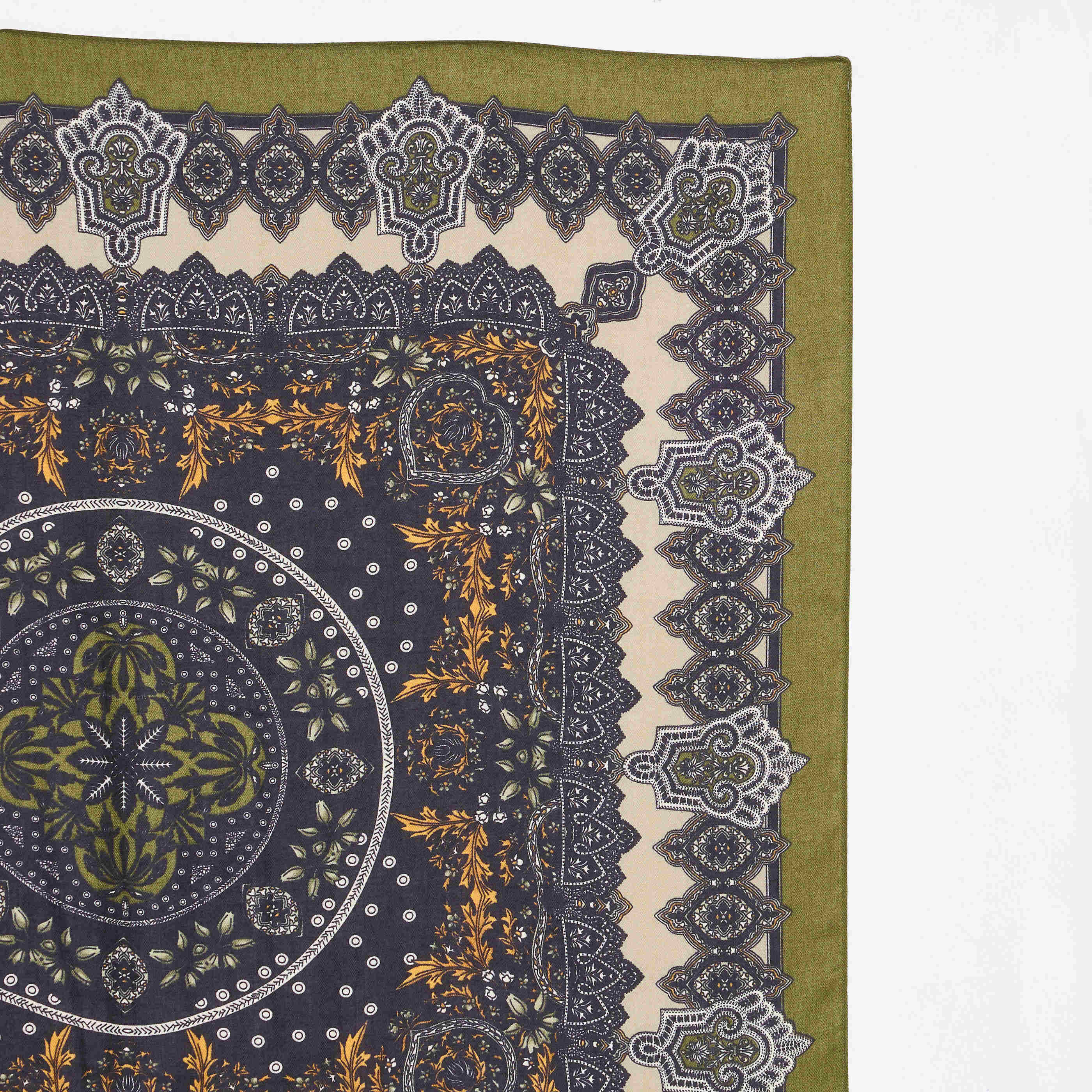 Foulard carr&eacute; imprim&eacute; femme