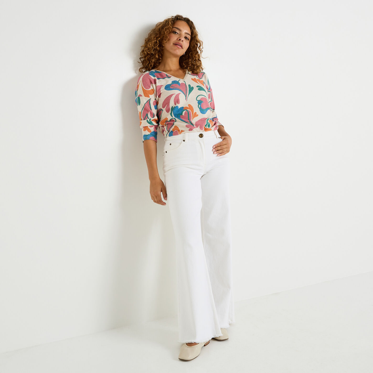 T-shirt imprimé à col V femme