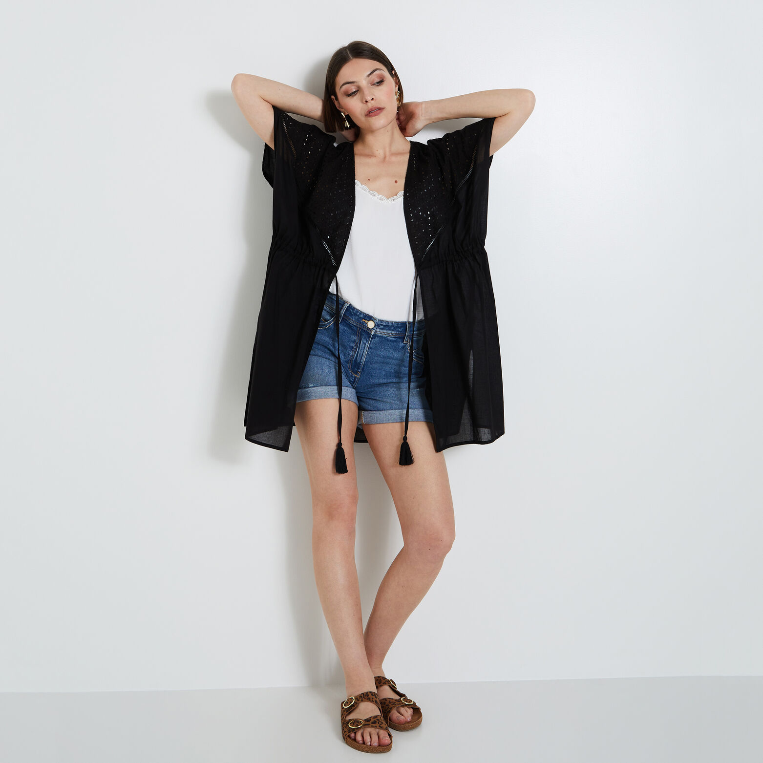 Paréo broderie femme