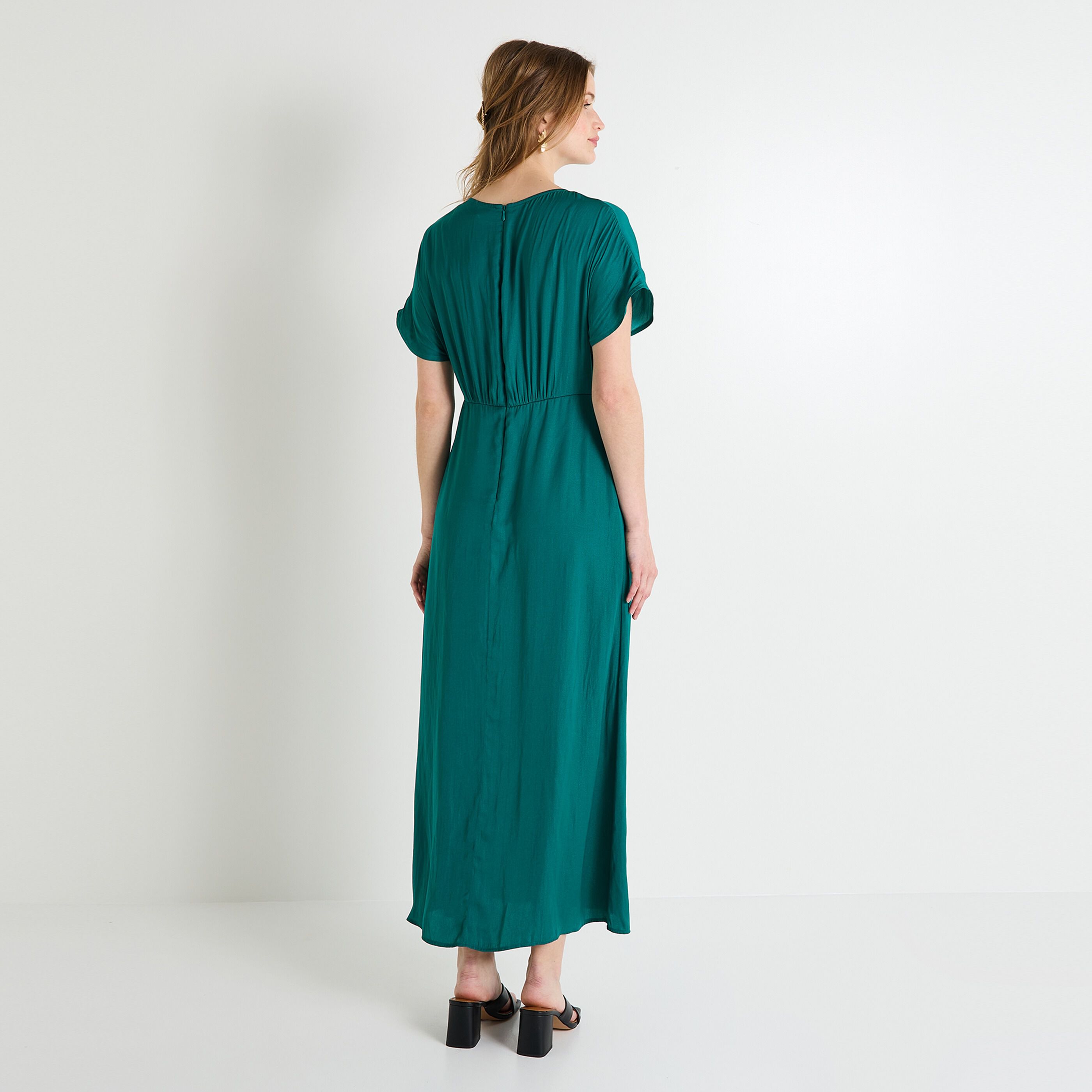 Robe longue satin&eacute;e femme