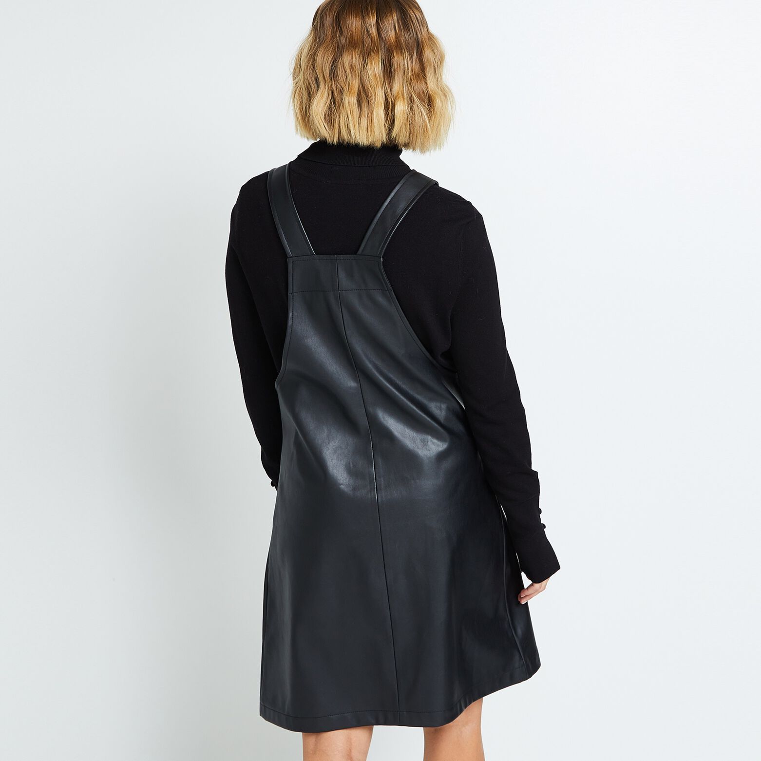 Robe en simili femme