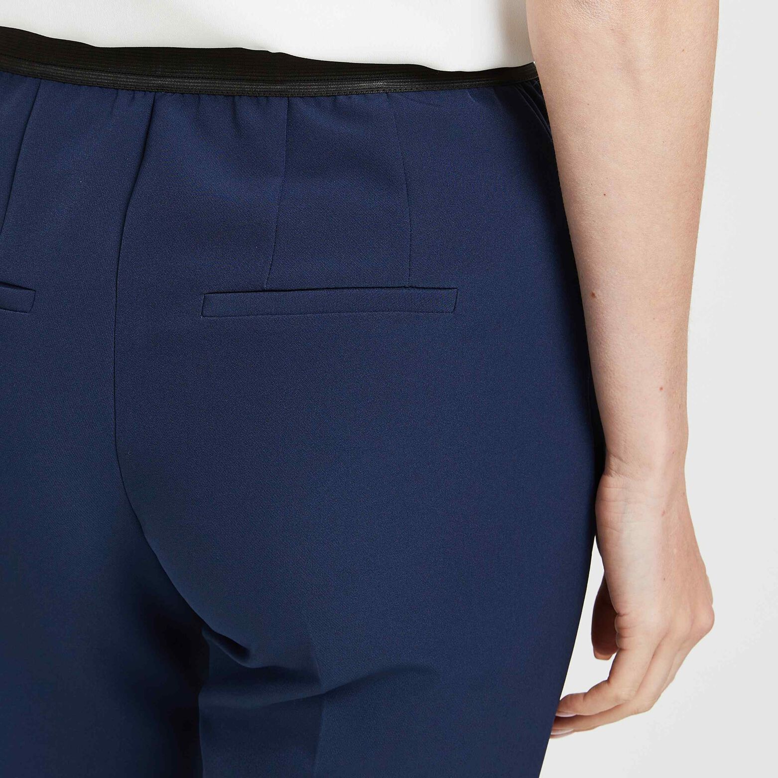 Pantalon cigarette femme