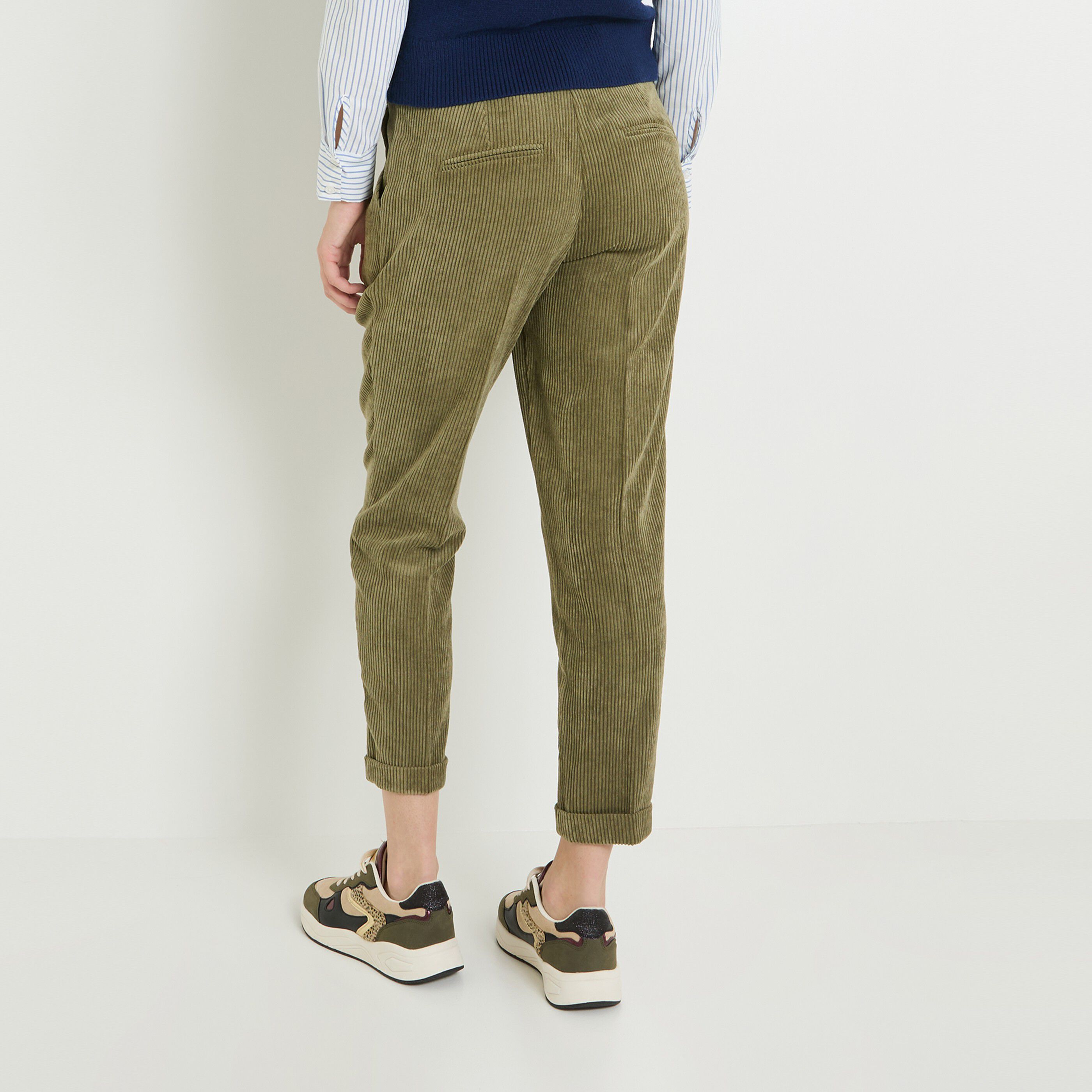 Pantalon velours &agrave; pinces femme
