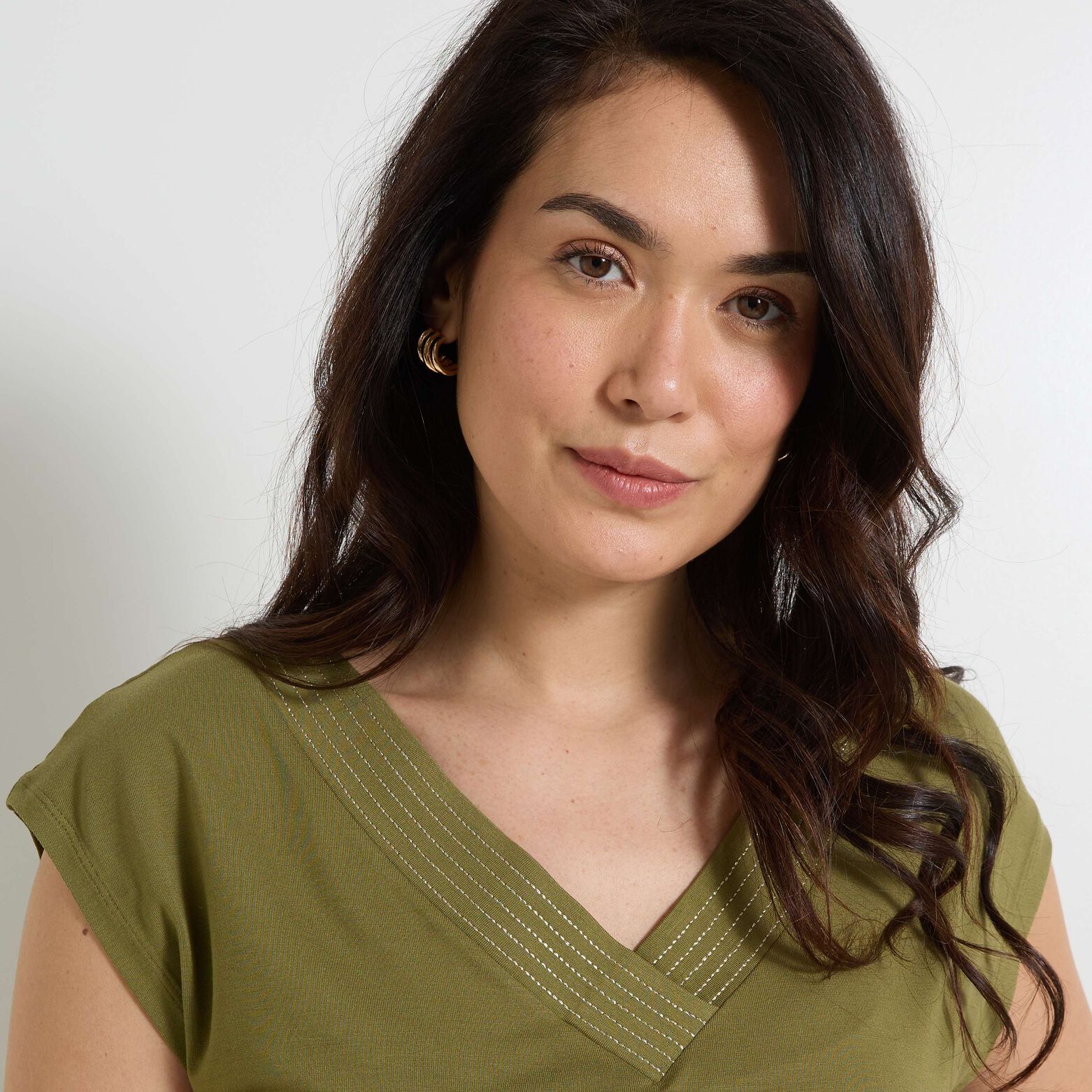 T-shirt col V femme