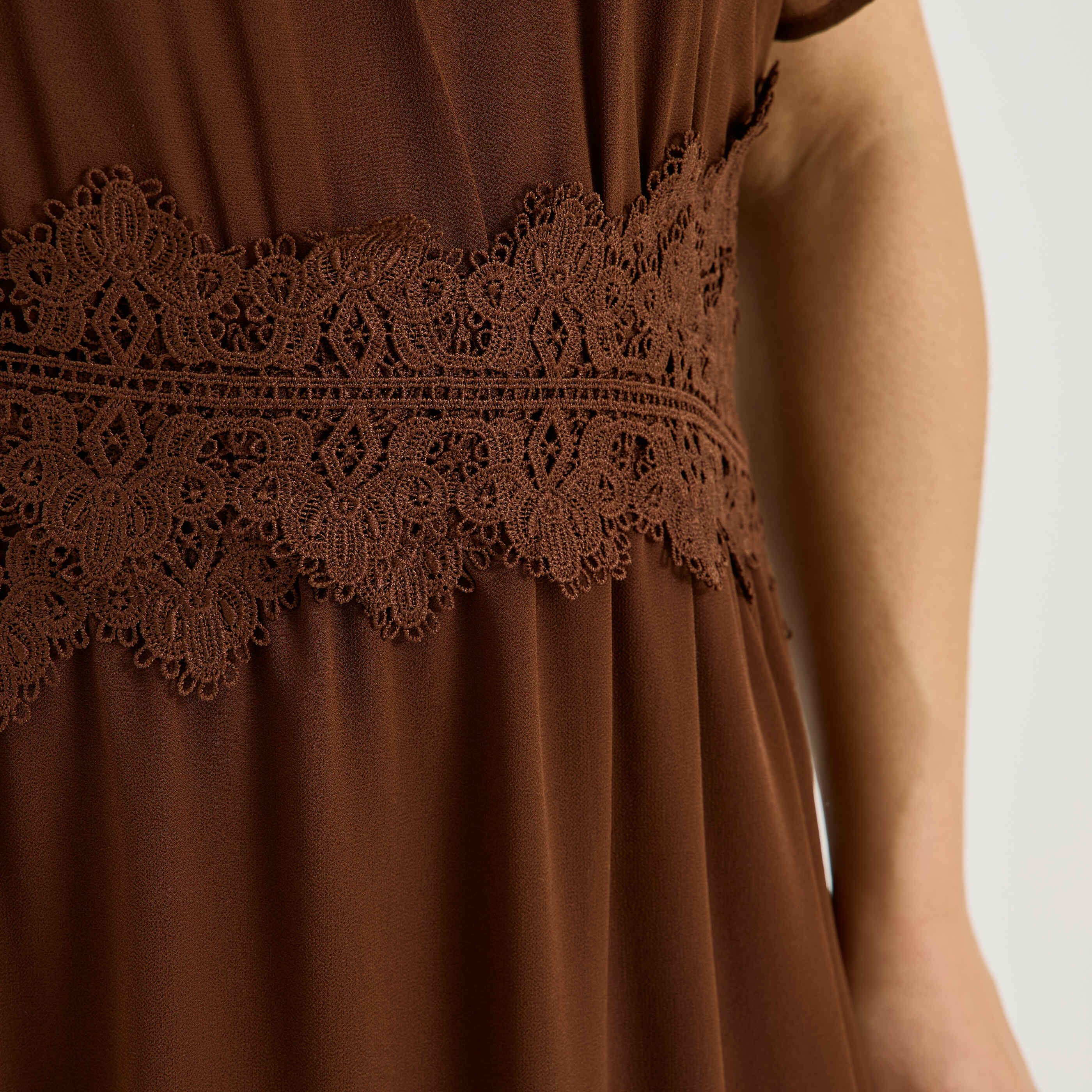Robe longue unie habill&eacute;e 