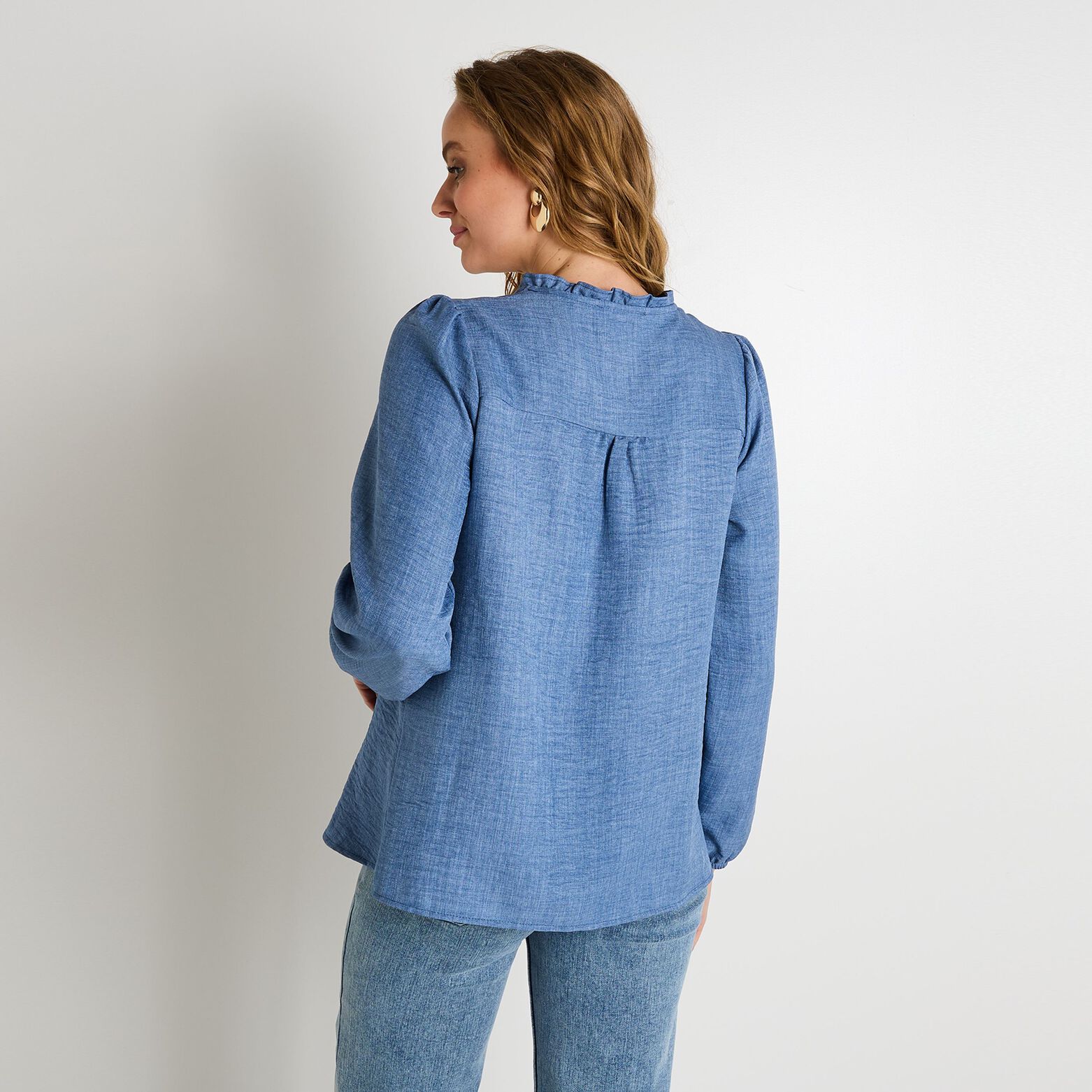 Chemise à volants femme