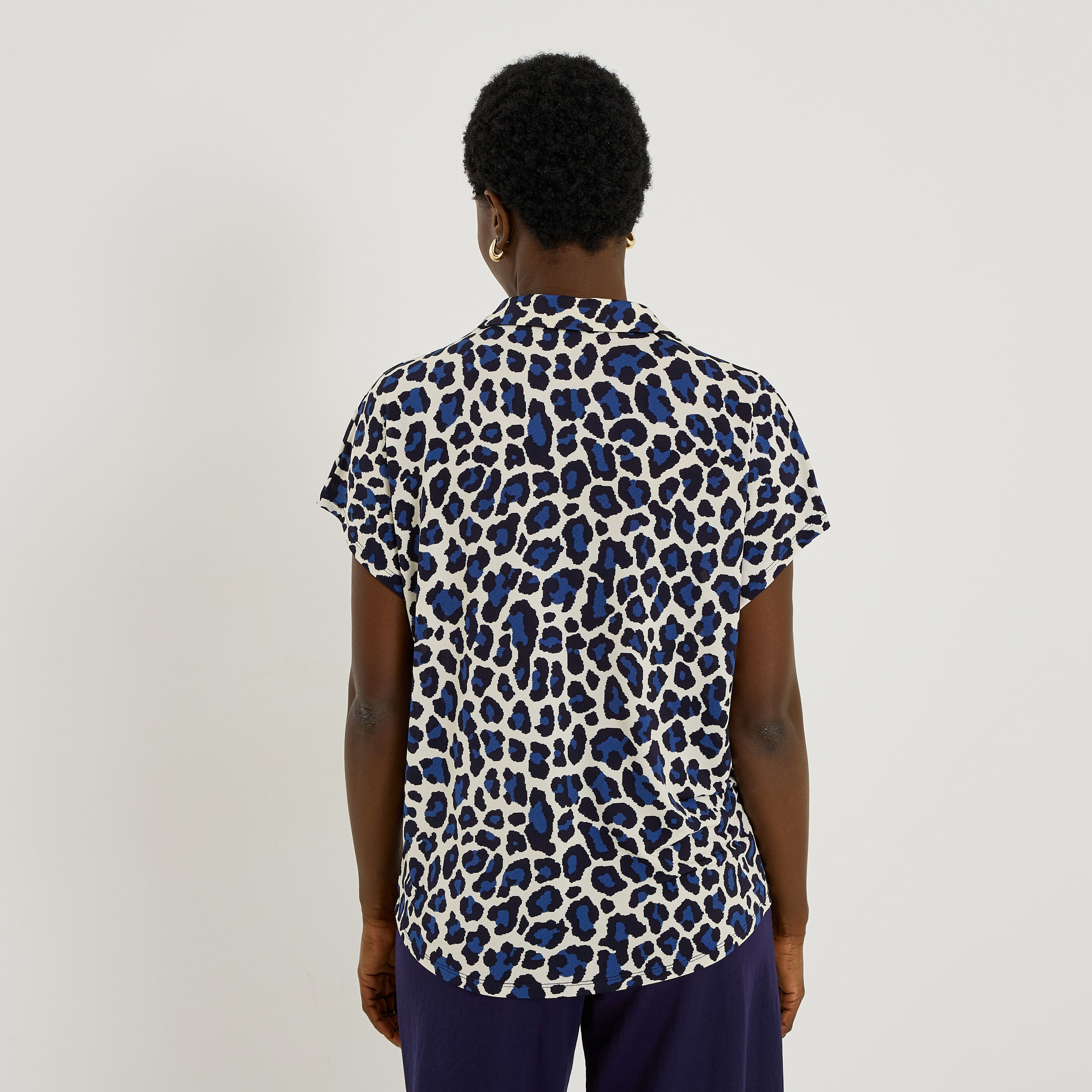 Chemise maille imprim&eacute; l&eacute;opard femme