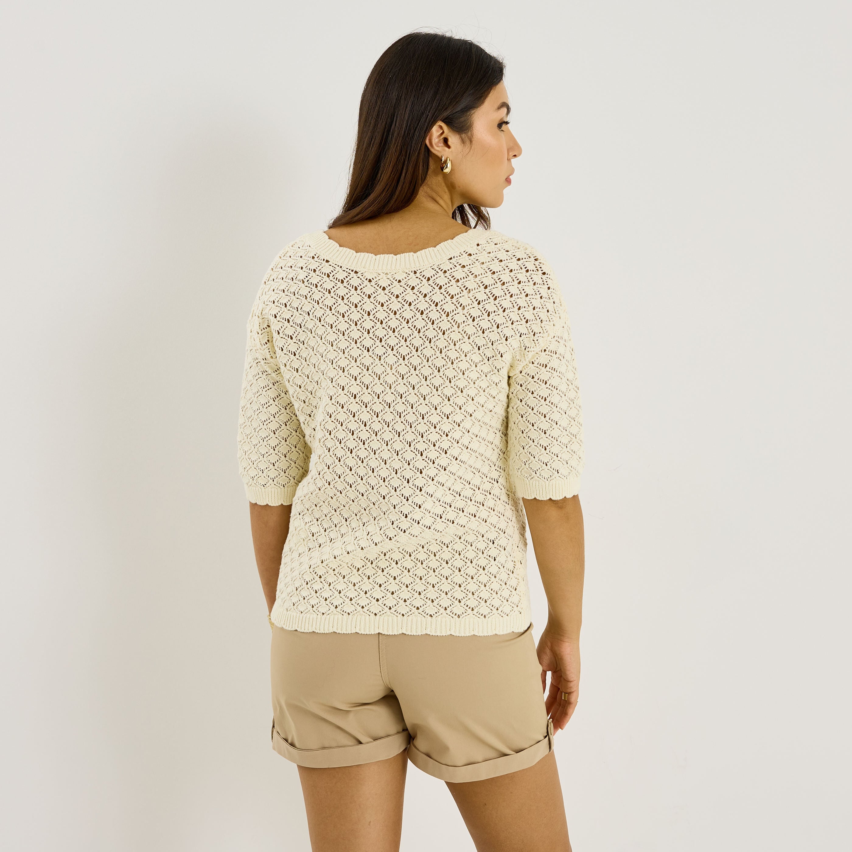 Pull ajour&eacute; manches courtes femme