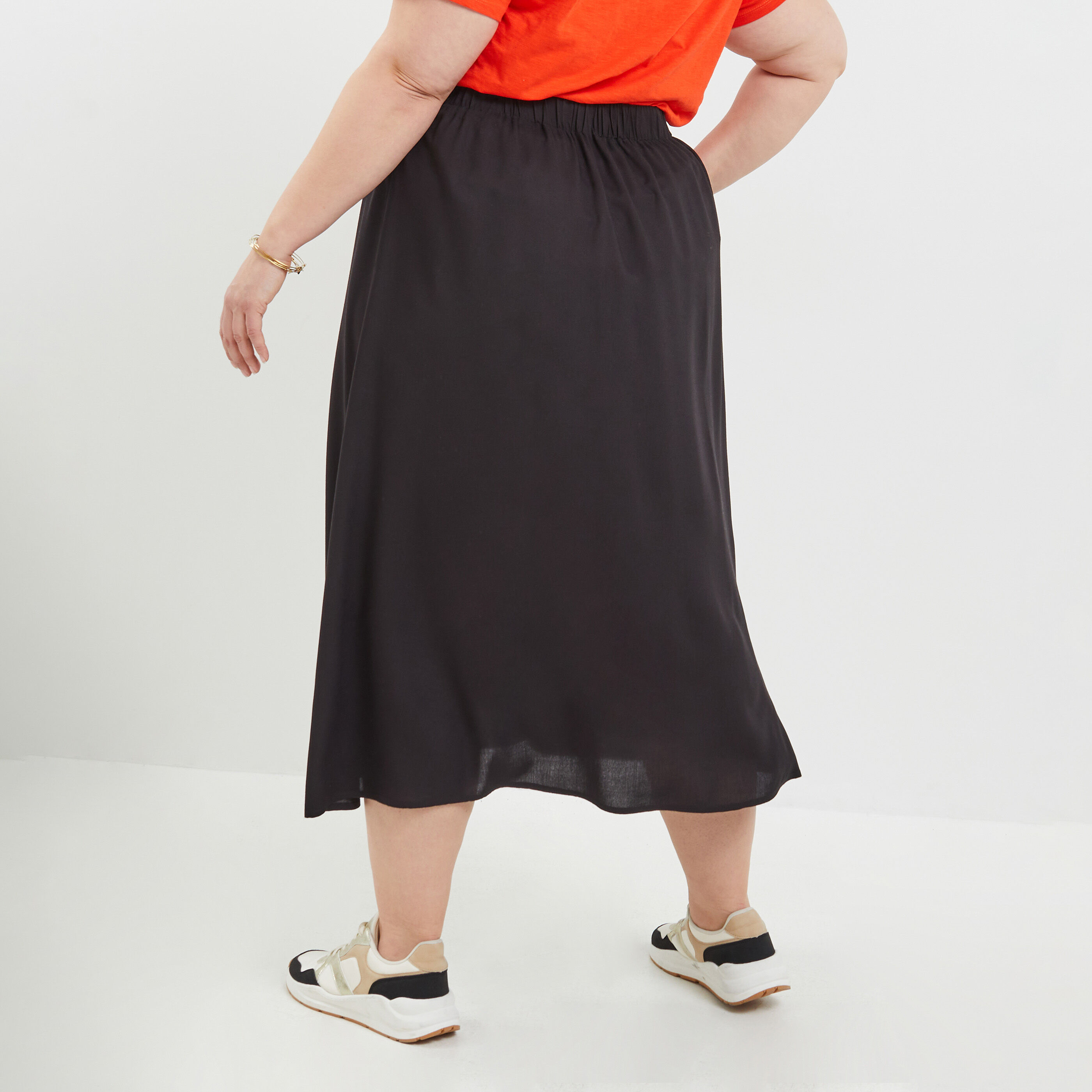 Jupe mi-longue boutonn&eacute;e femme