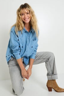 Chemise brodée en denim femme