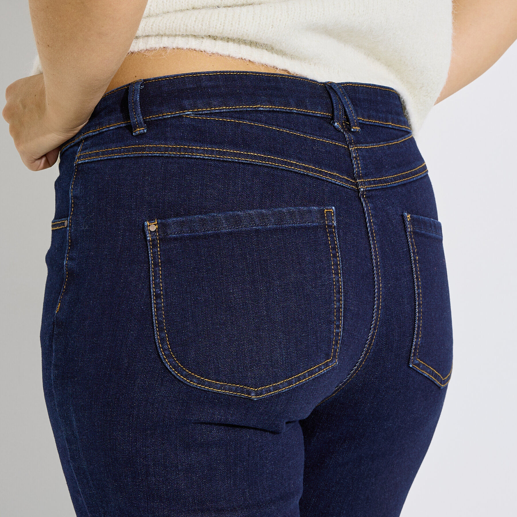 Jean bootcut CALVI B02 femme