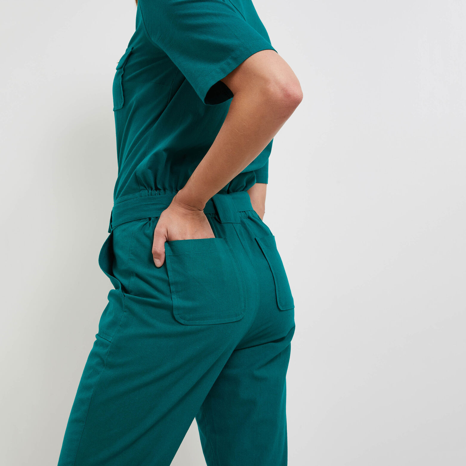 Combinaison pantalon zippée femme