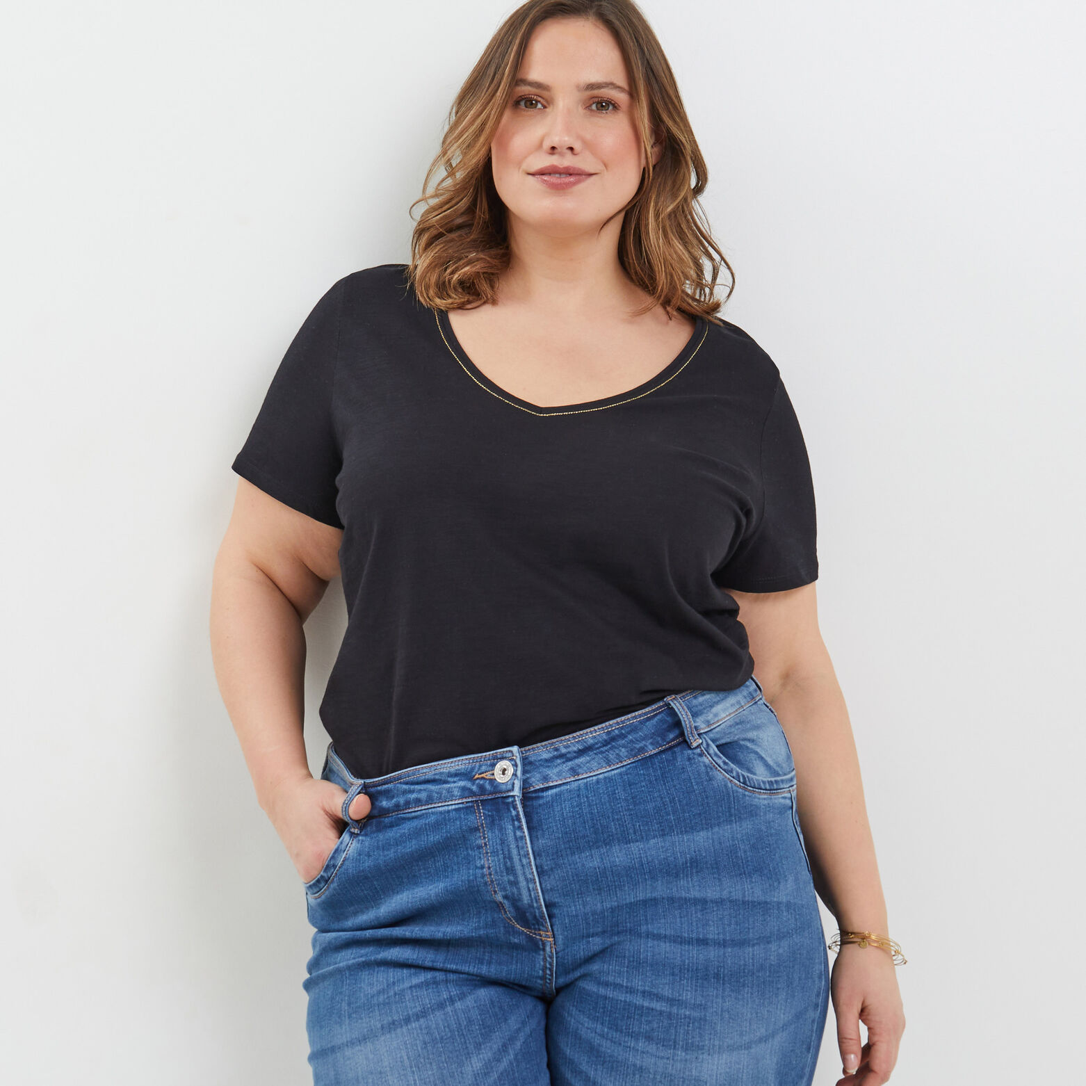 Tshirt basique col V femme