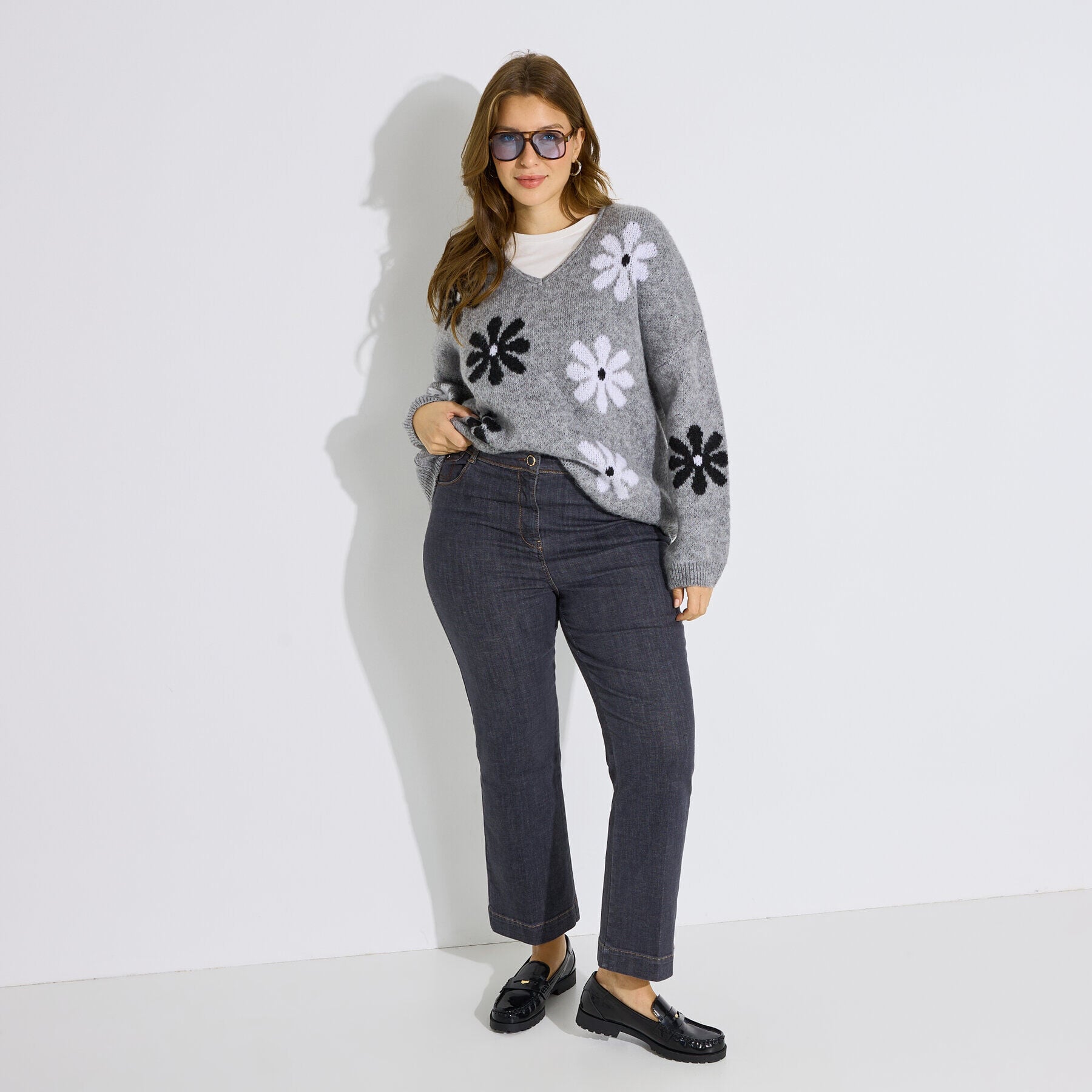 Pull col V jacquard fleuri femme