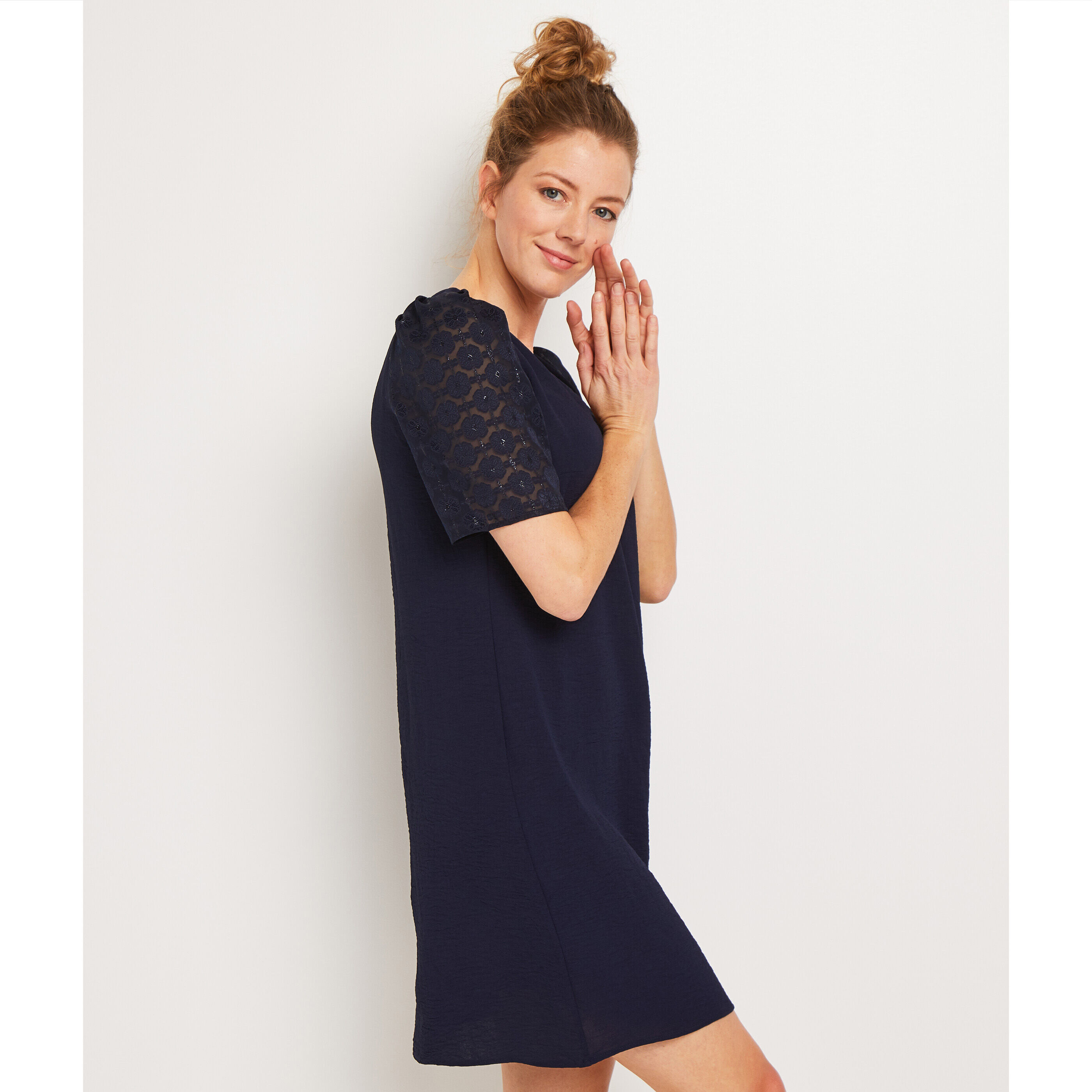 Robe femme sale droite