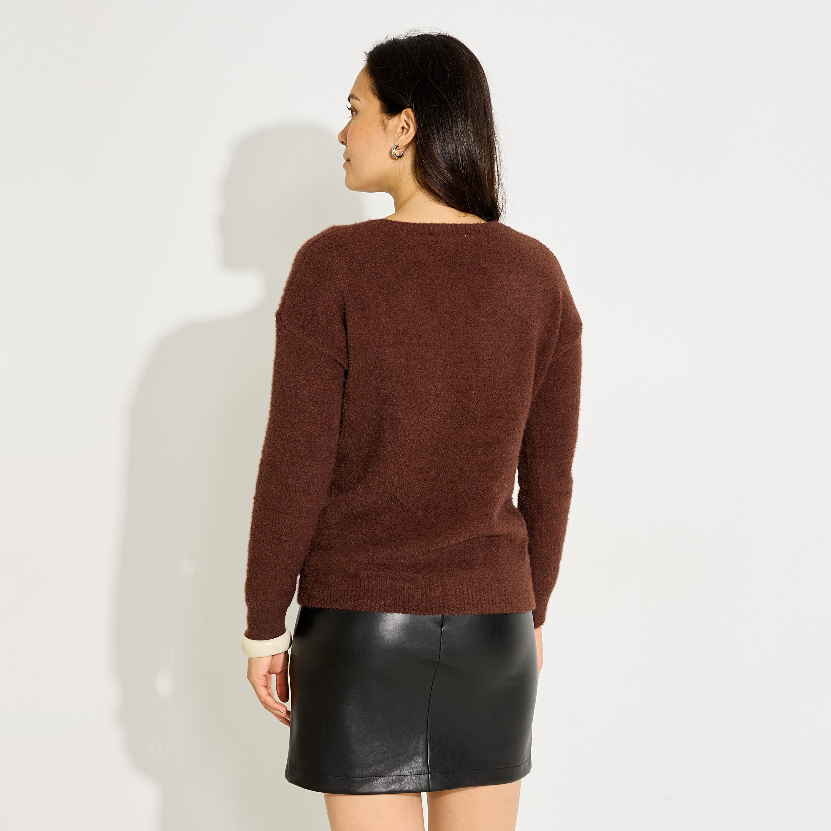Pull doux manches longues col V femme