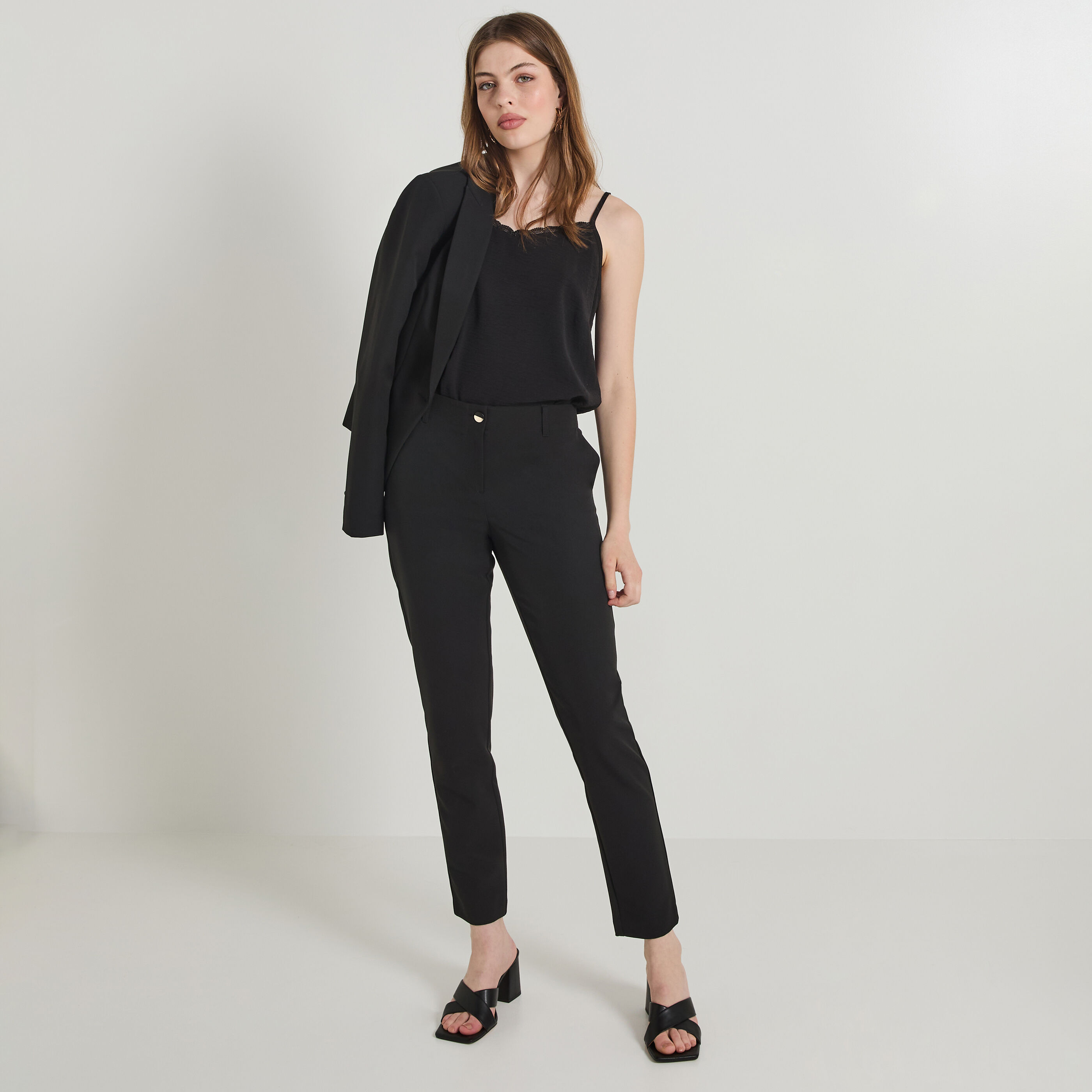 Pantalon cigarette femme