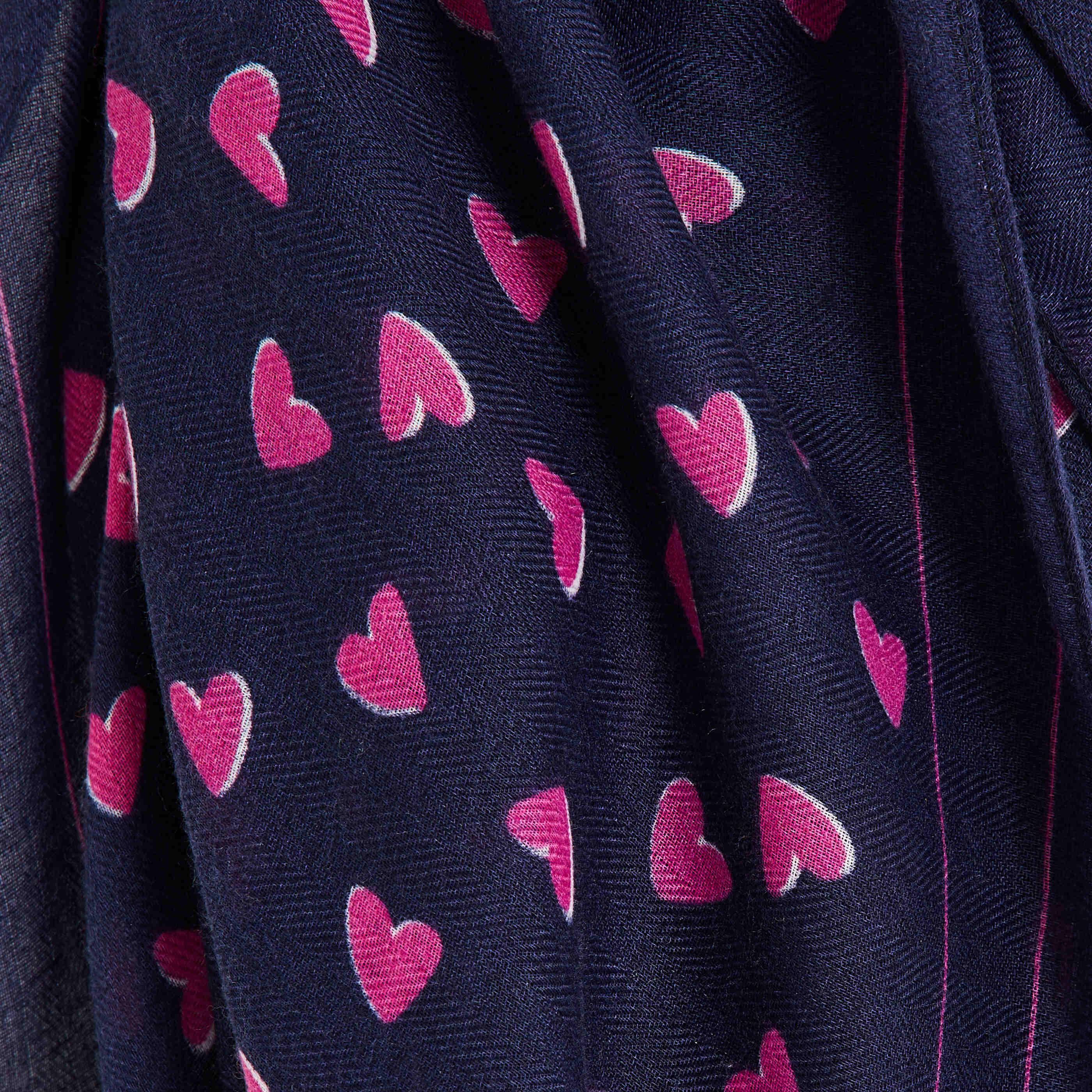 Foulard carr&eacute; imprim&eacute; coeur 