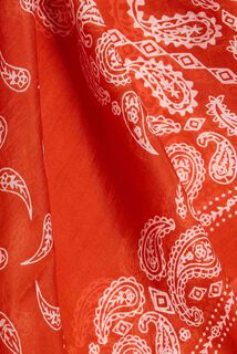 Foulard carré en soie femme