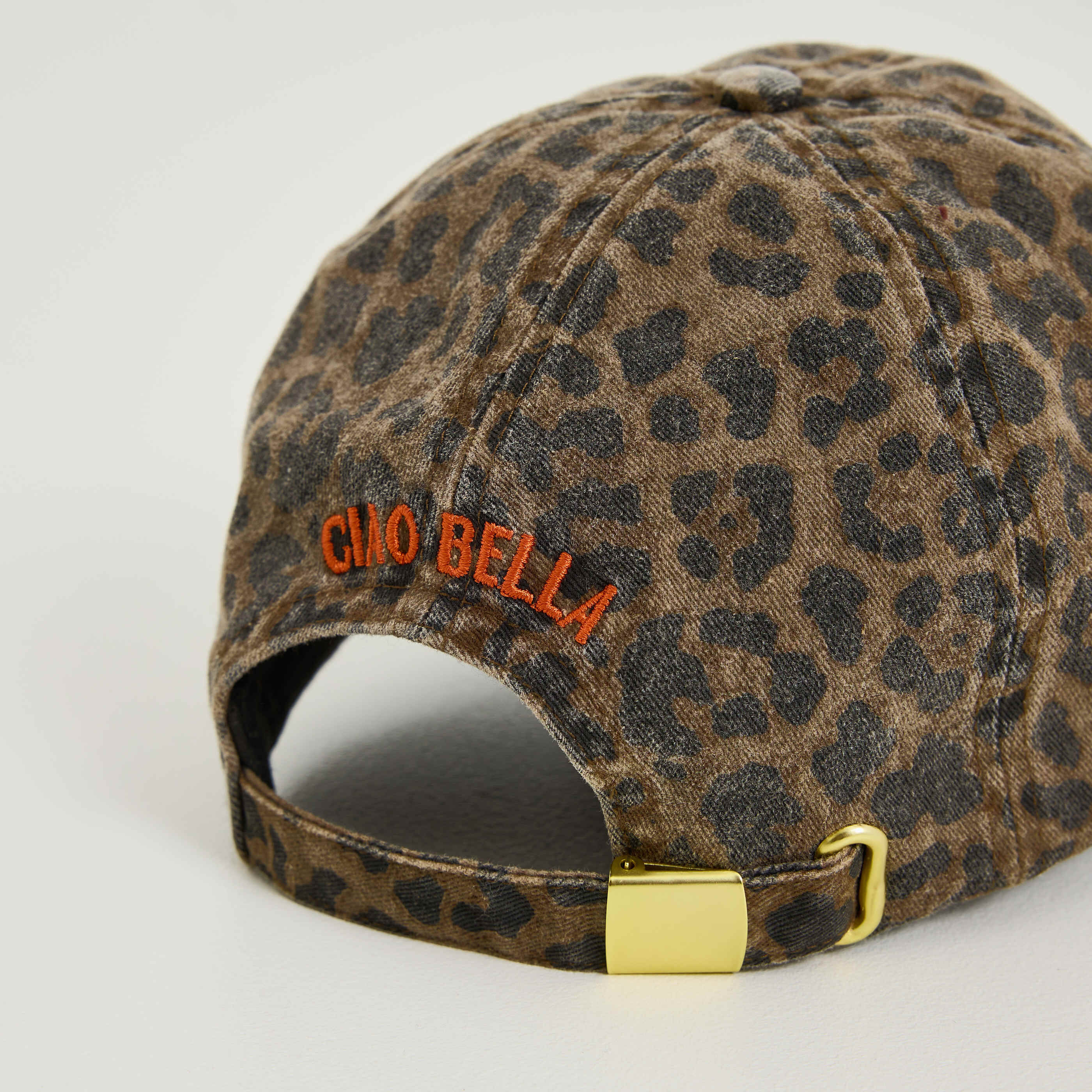 Casquette imprim&eacute; l&eacute;opard femme