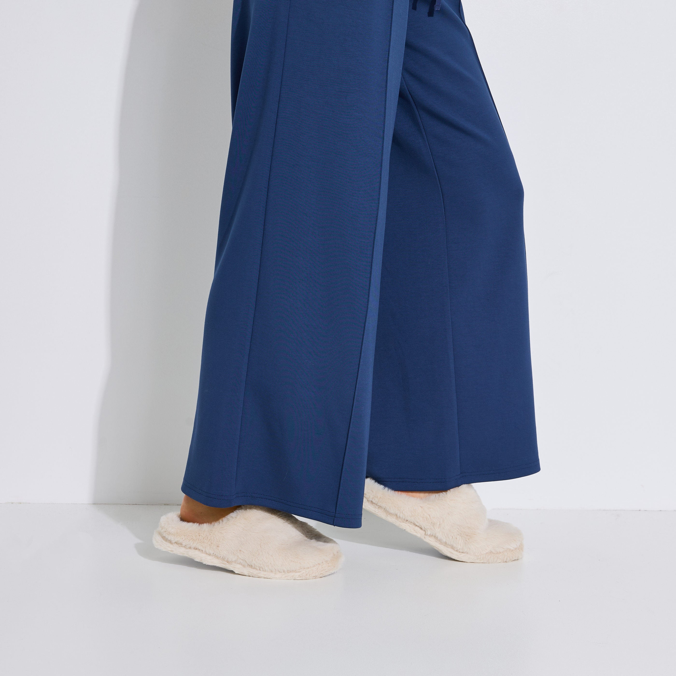 Chaussons mules &agrave; enfiler femme
